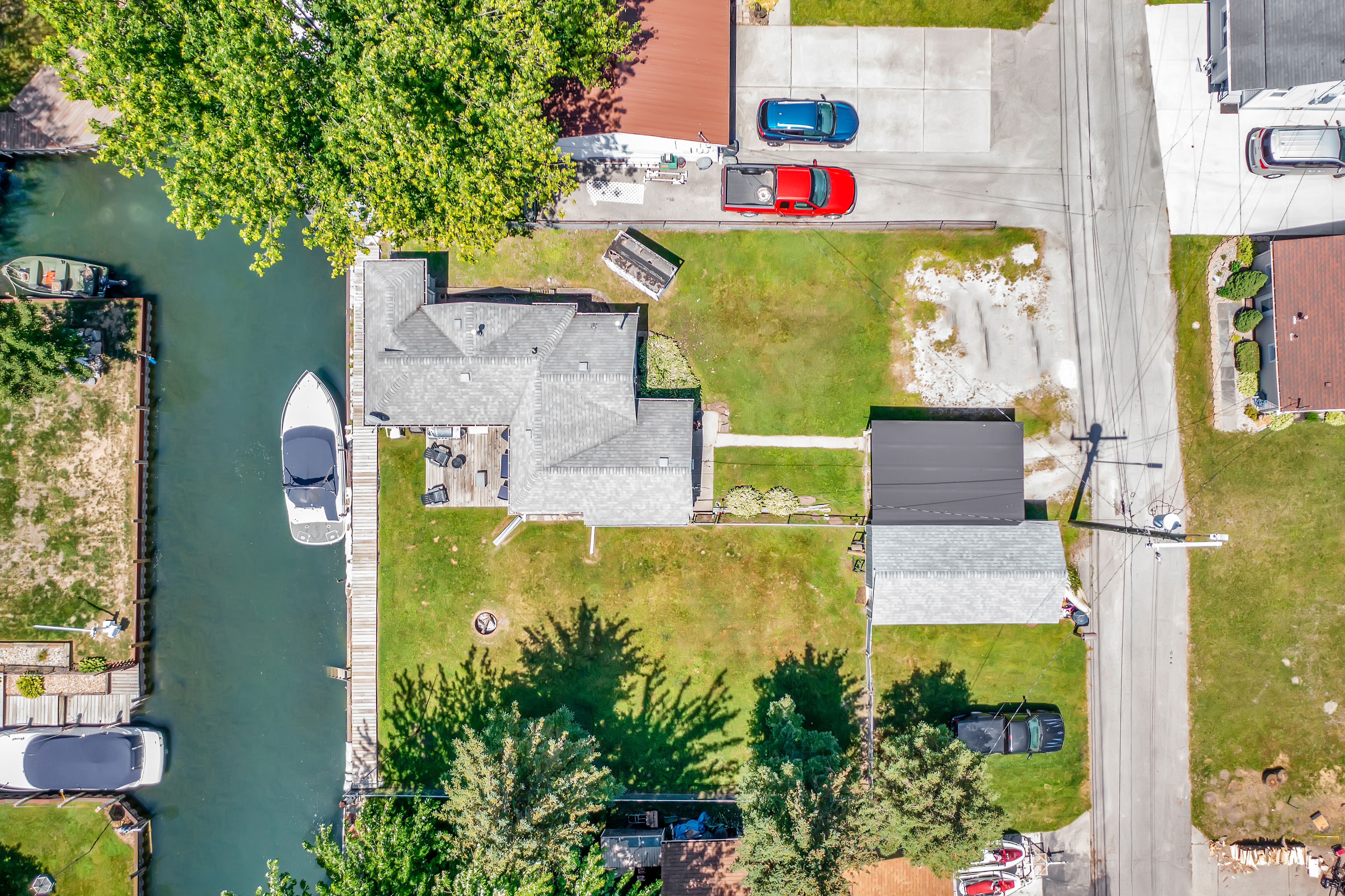 135 Island Court