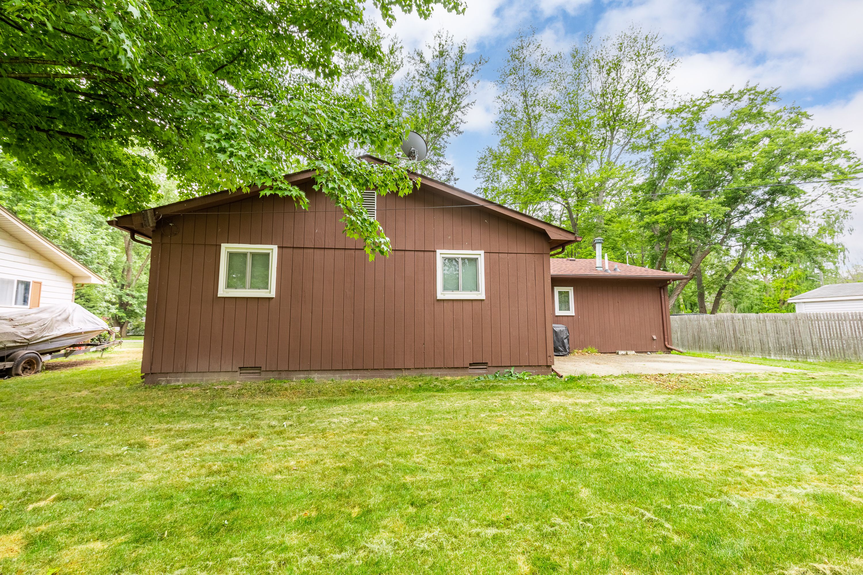 370 Colonial Lane