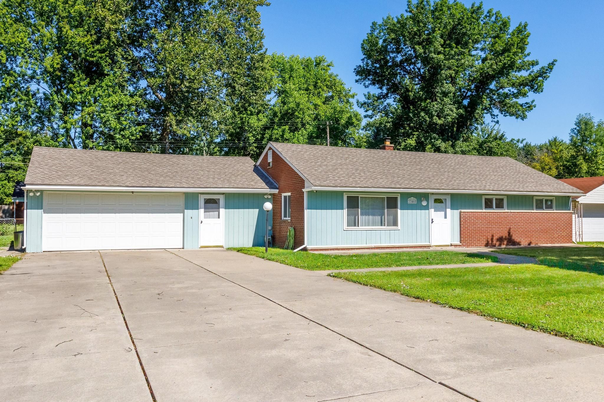 37465 Edgewood Drive