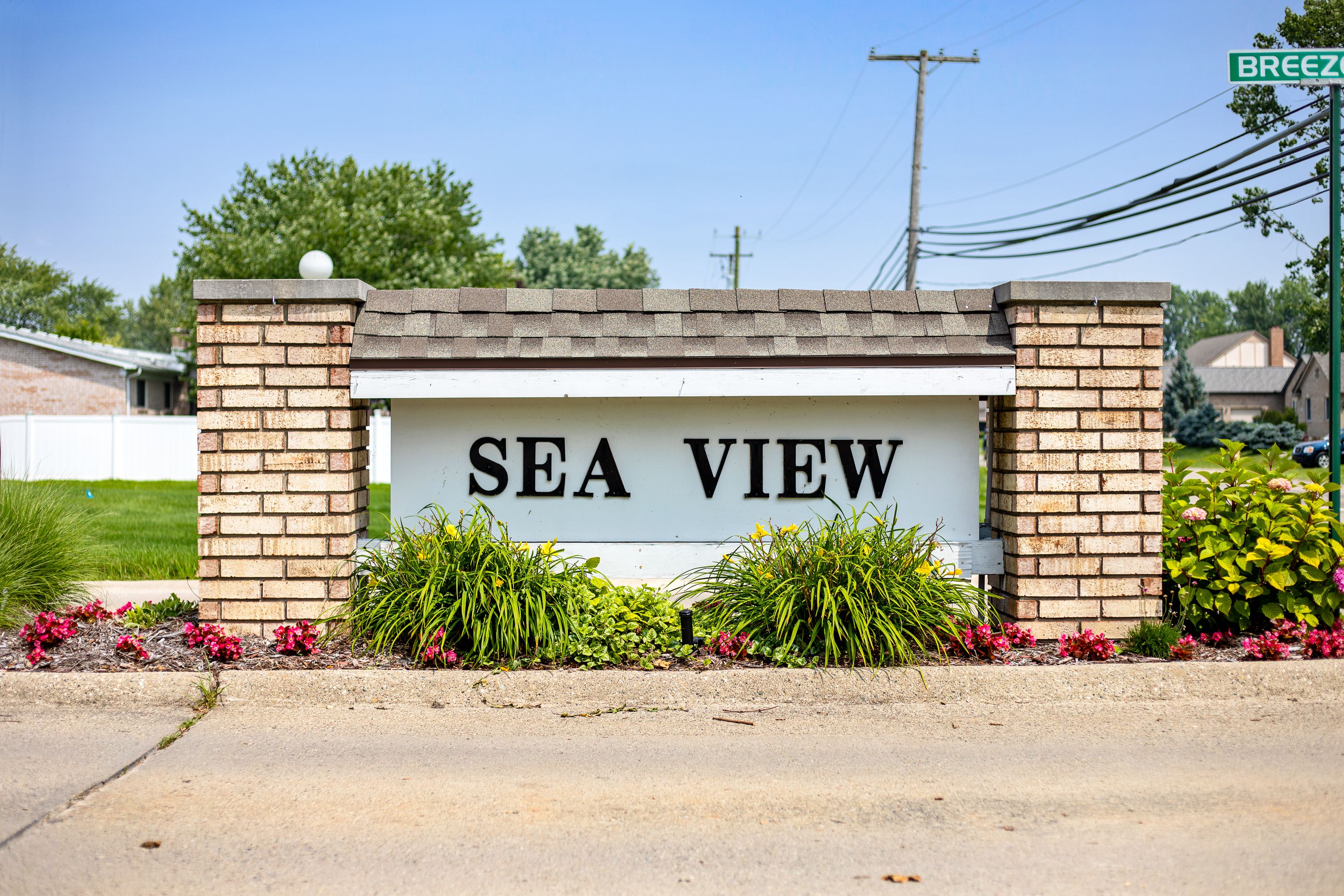 31877 Breezeway