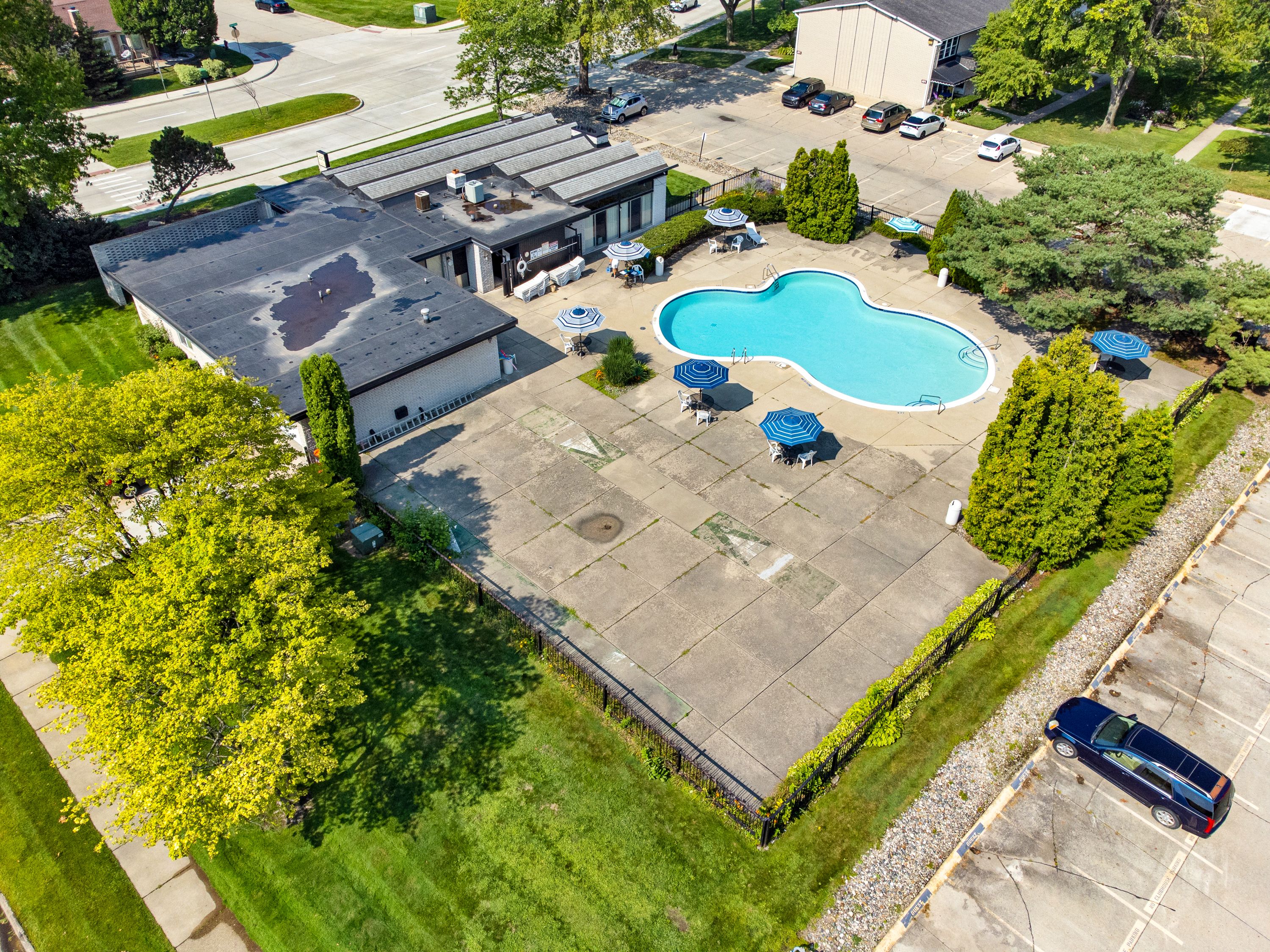 8211 Karam Boulevard Unit: 1