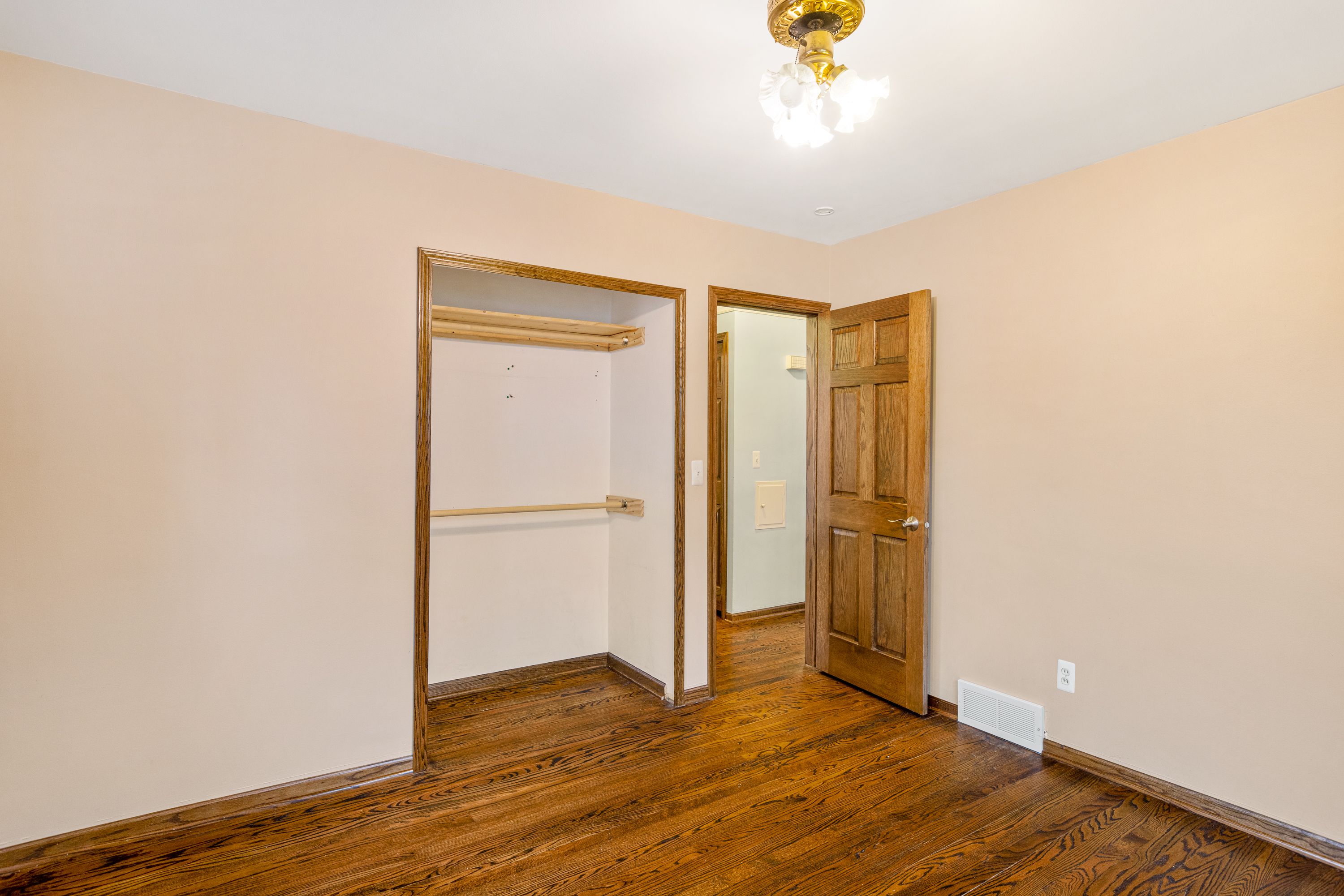 1292 Beaupre Avenue