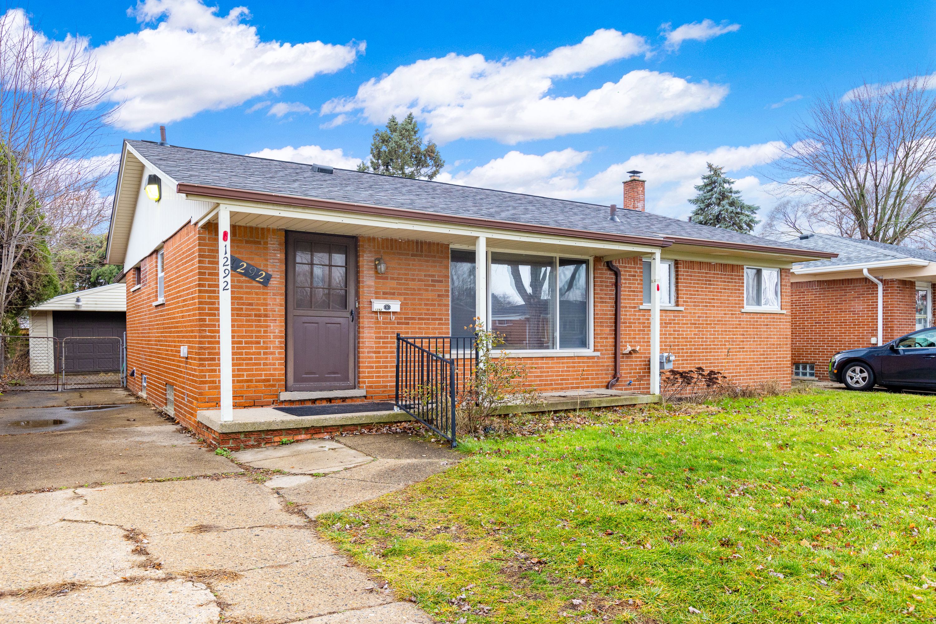 1292 Beaupre Avenue