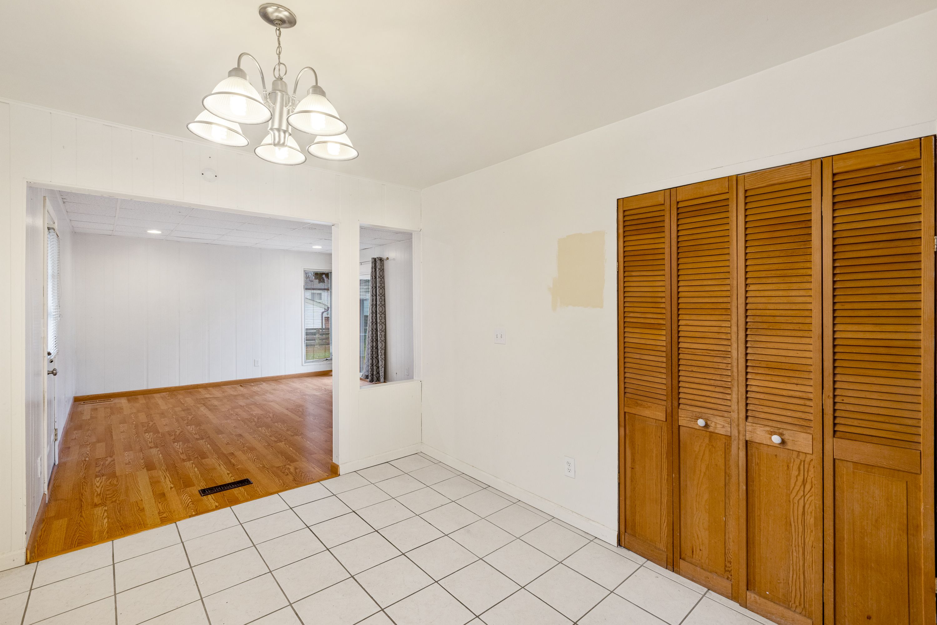 1292 Beaupre Avenue