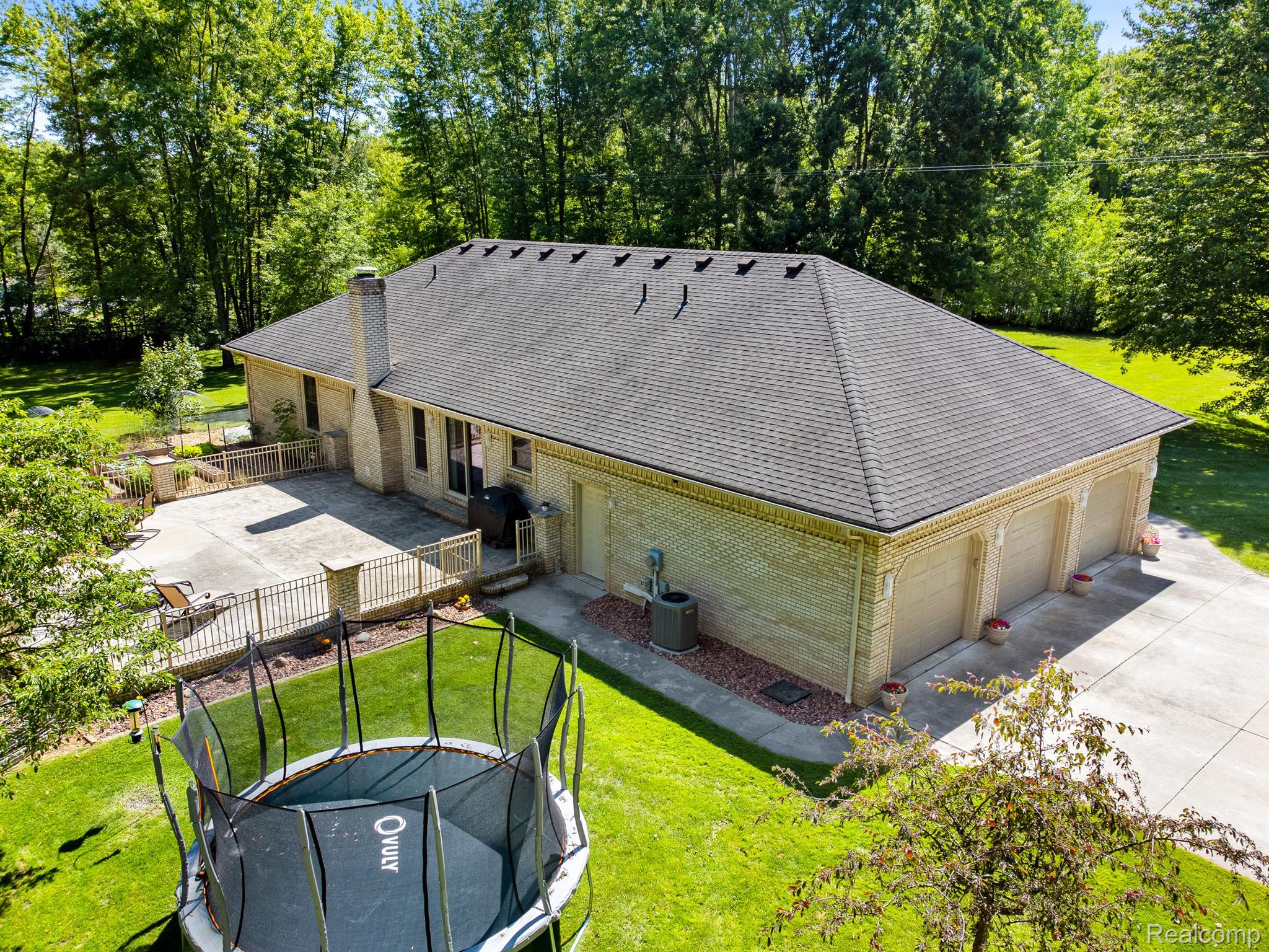 6631 Meldrum Road
