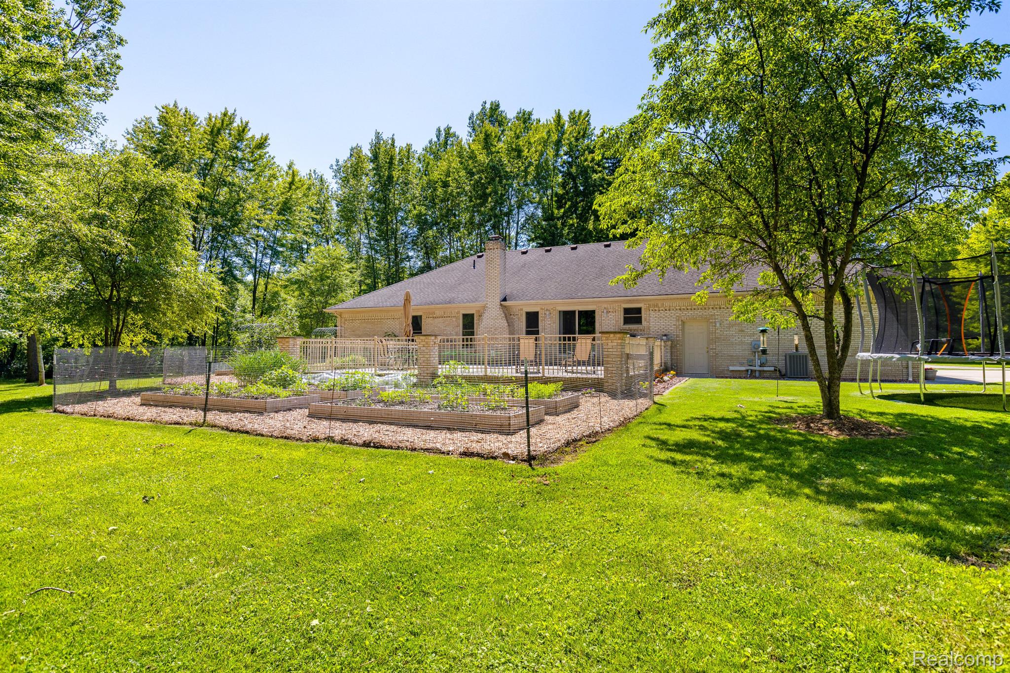 6631 Meldrum Road