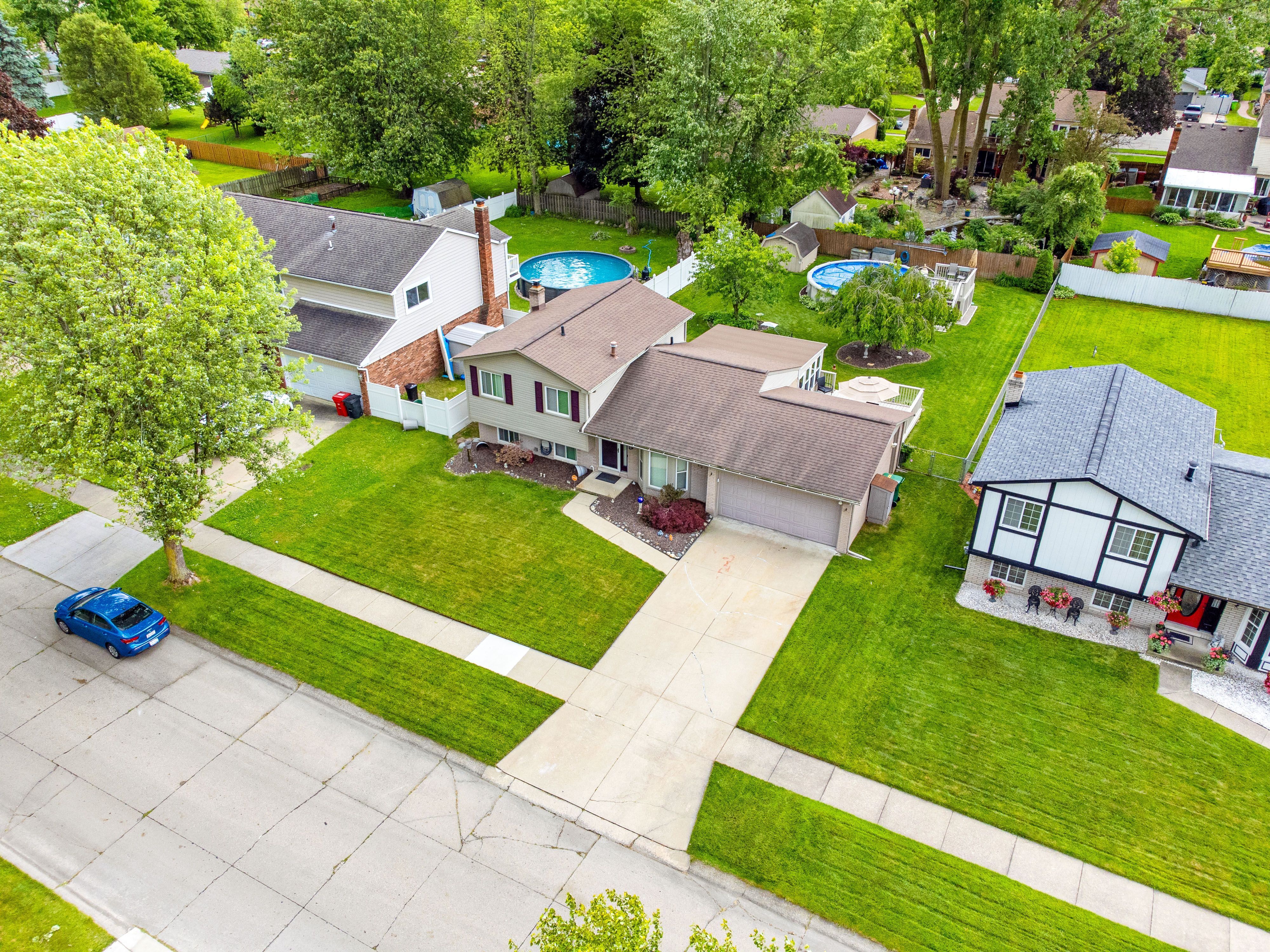 34552 Lakewood Drive