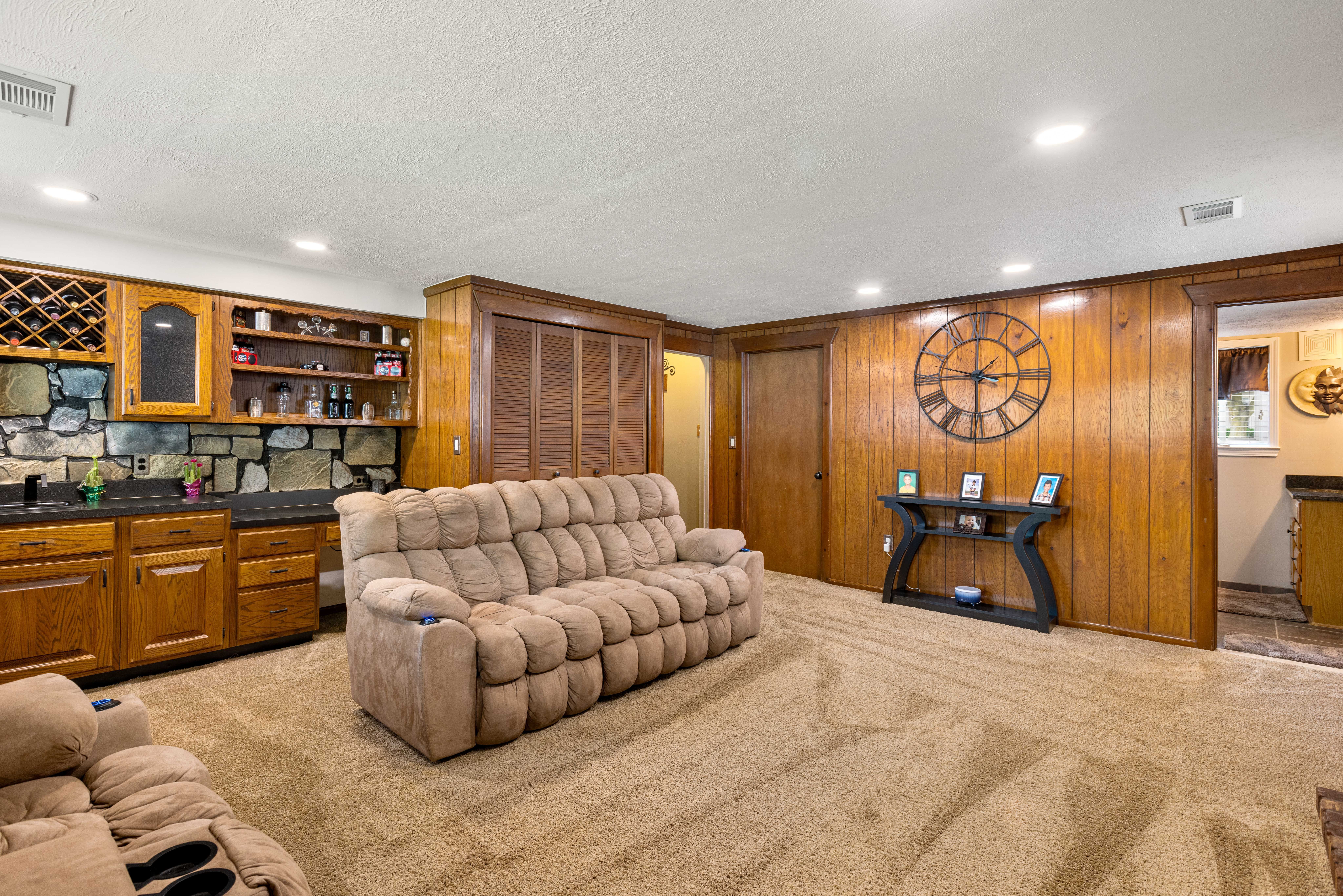 34552 Lakewood Drive
