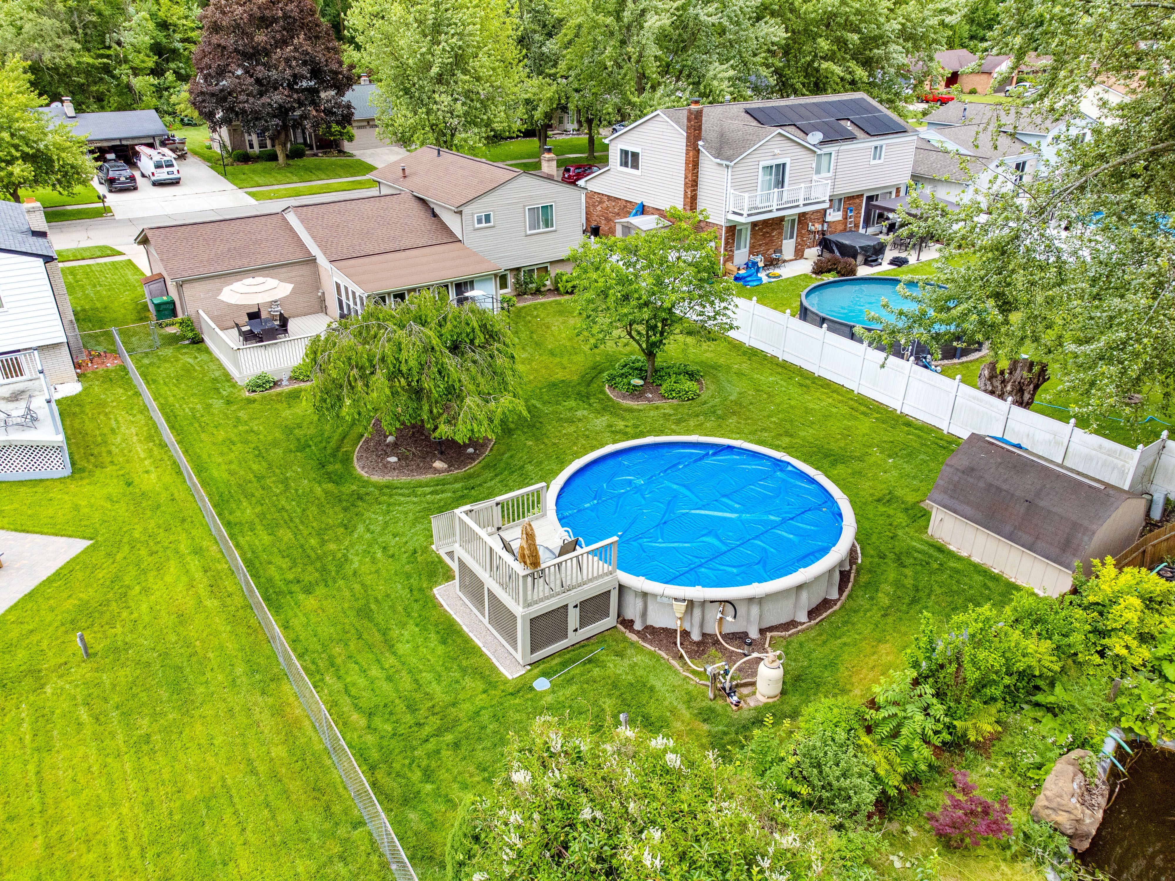34552 Lakewood Drive
