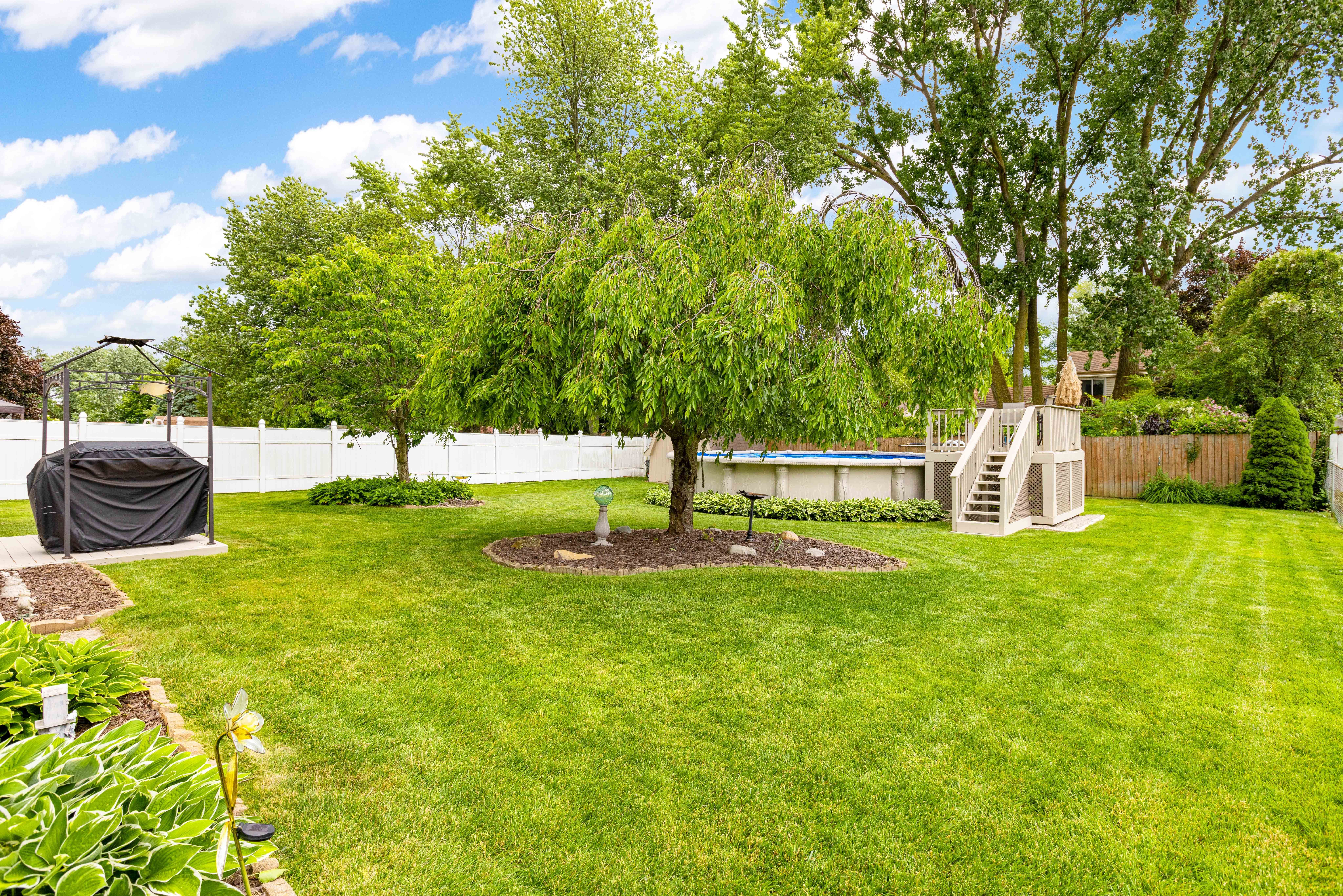 34552 Lakewood Drive