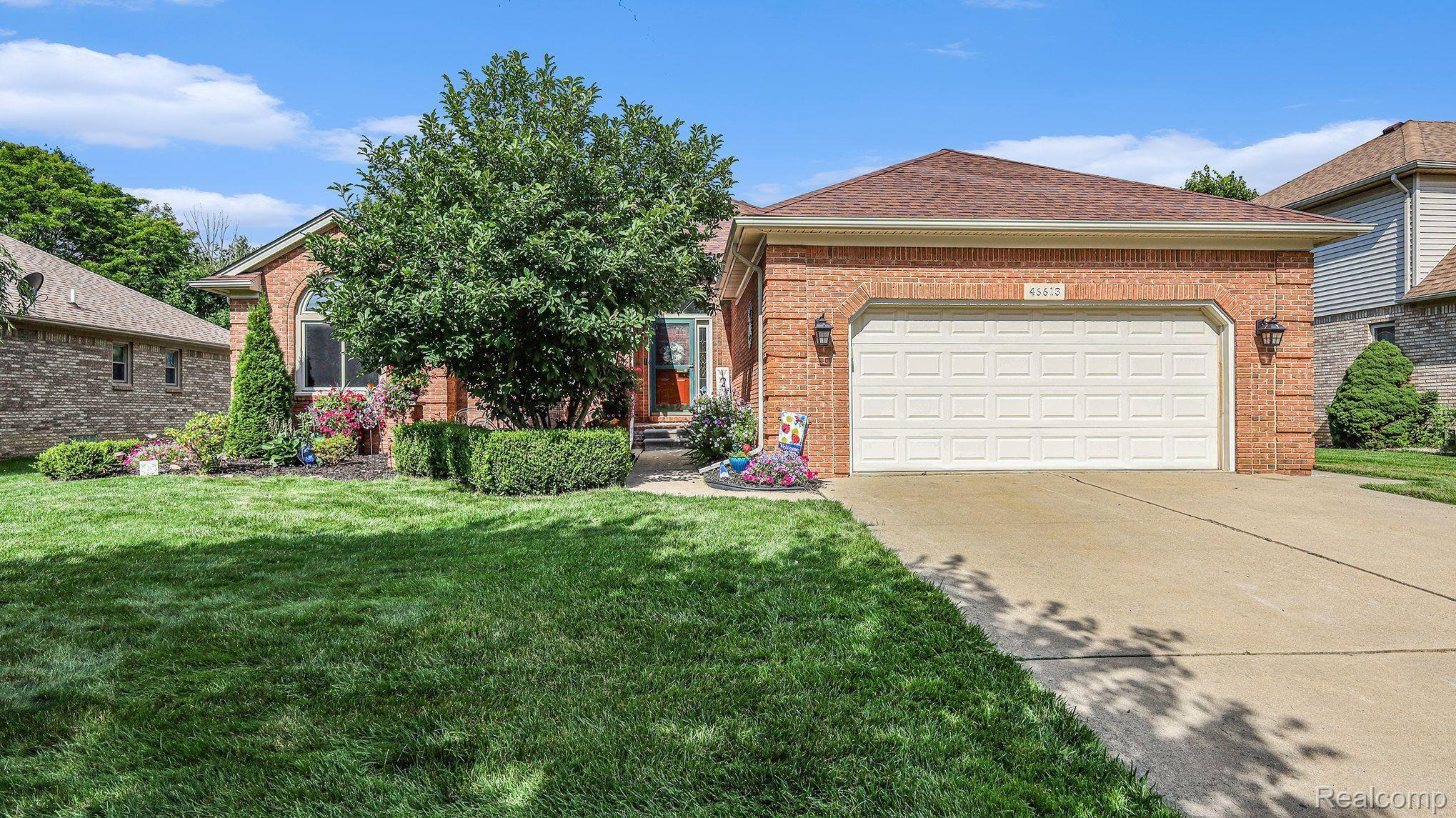 46613 Old Oak Lane