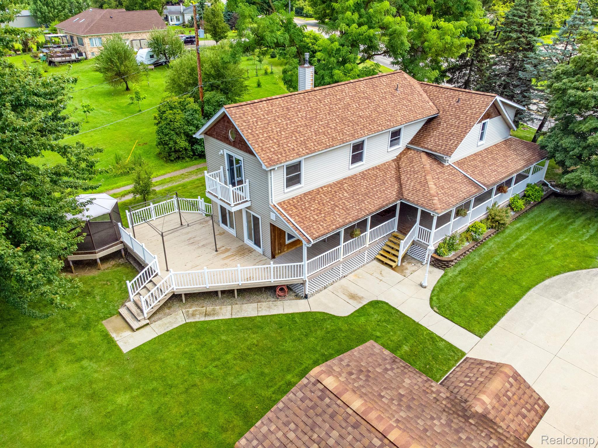 48975 Fairchild Road