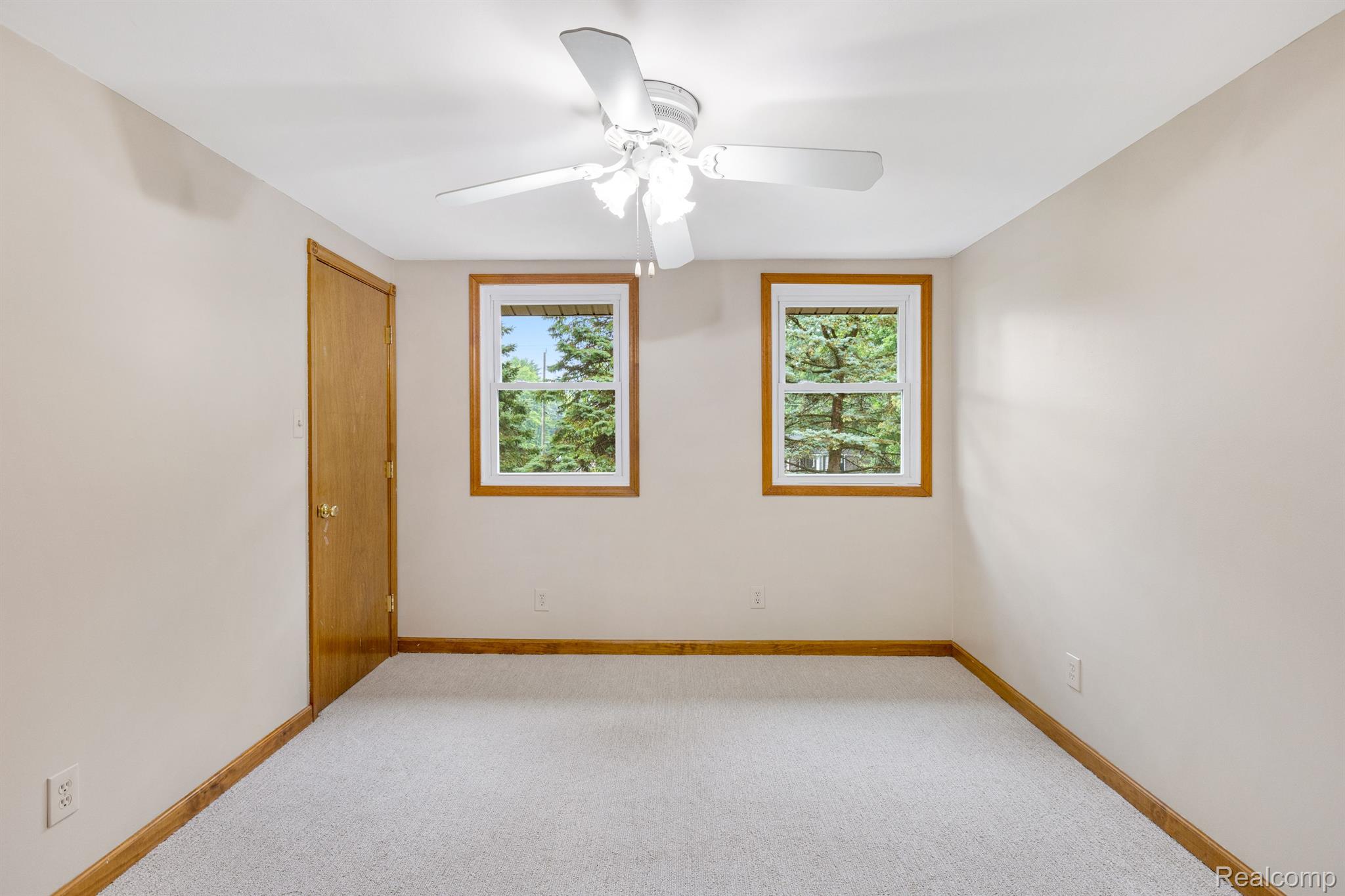 48975 Fairchild Road