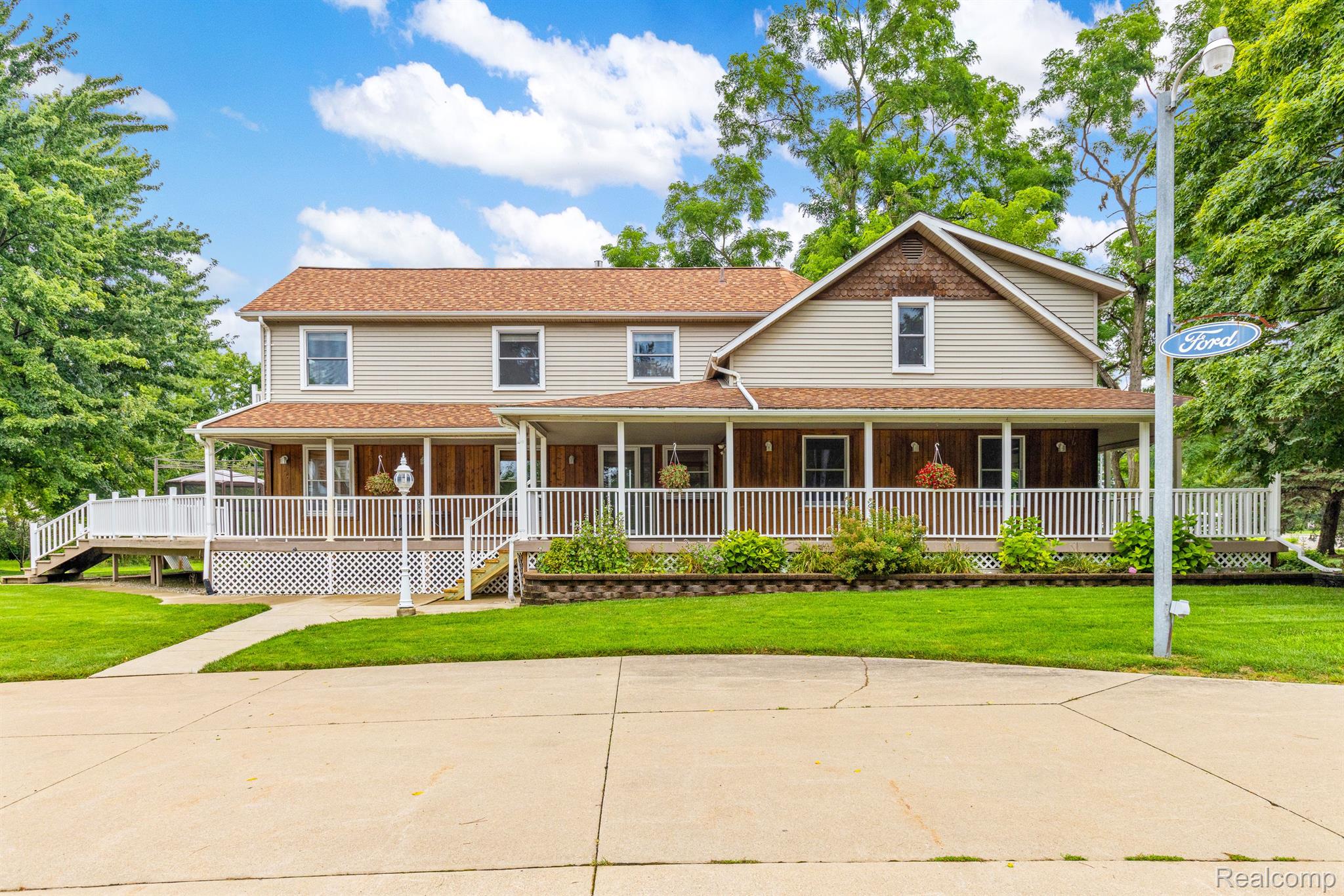 48975 Fairchild Road