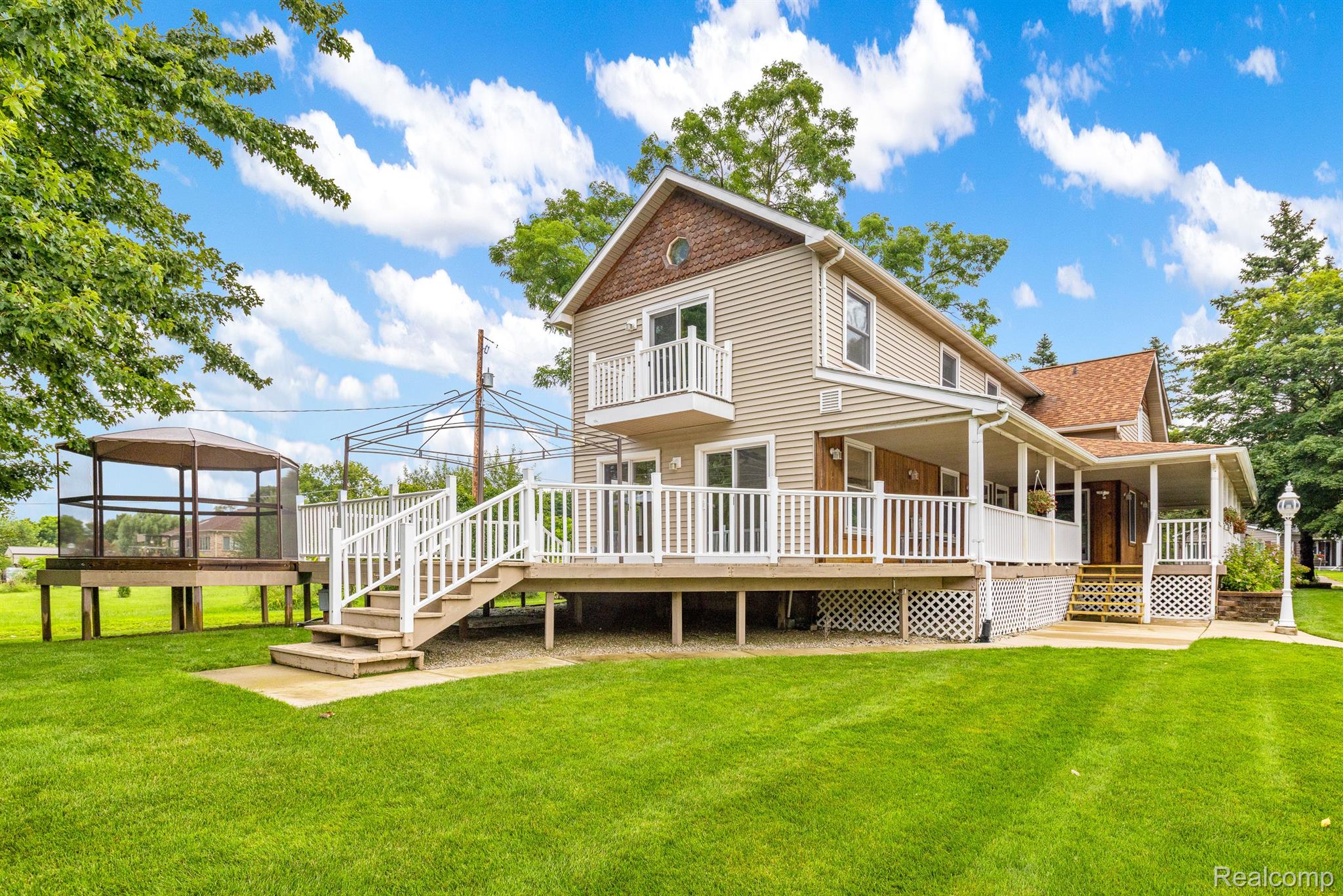 48975 Fairchild Road
