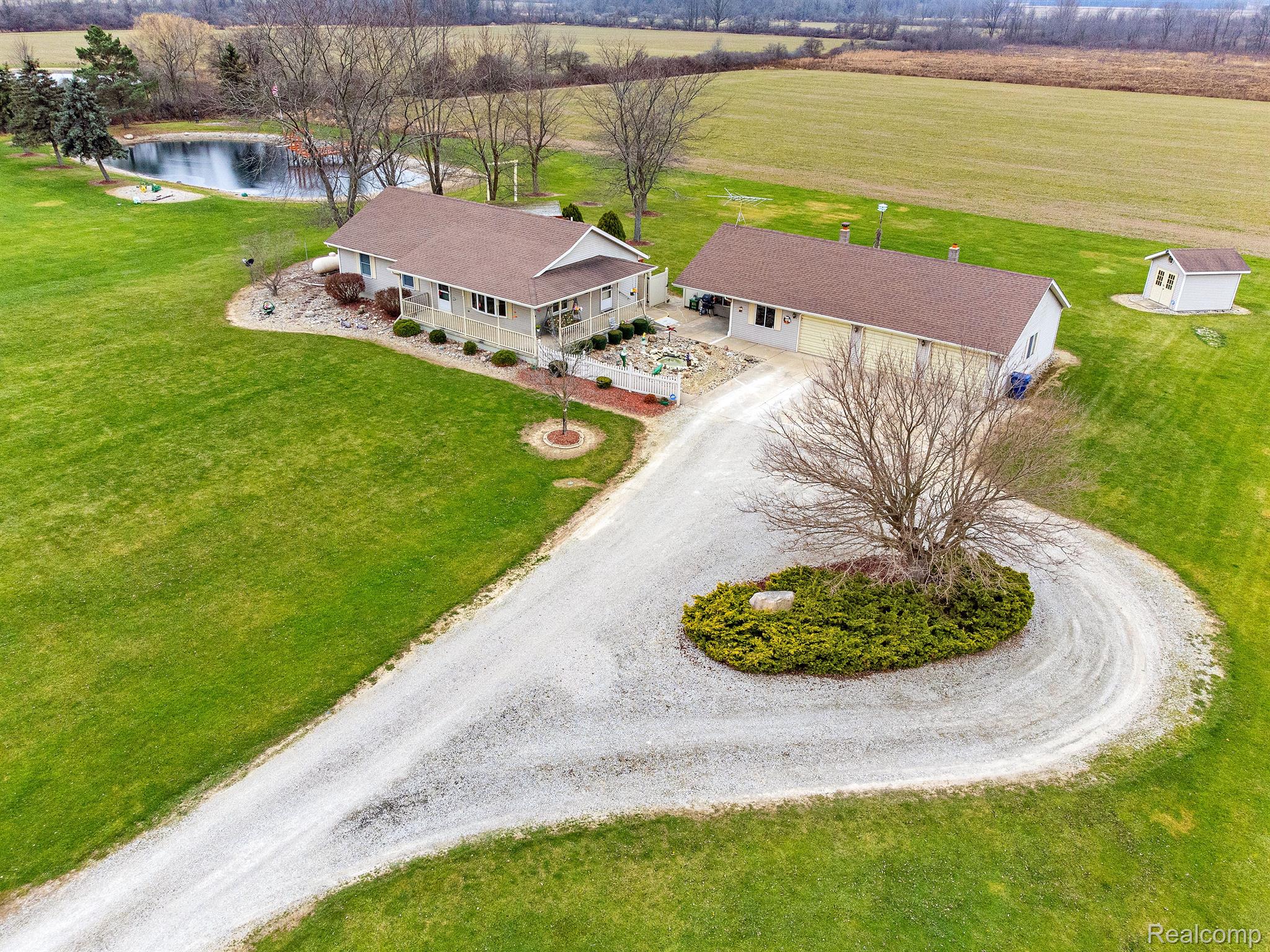 1411 Fox Road