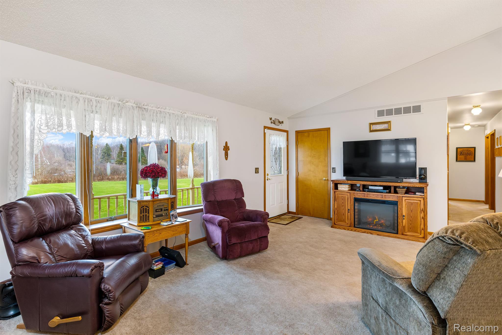 1411 Fox Road