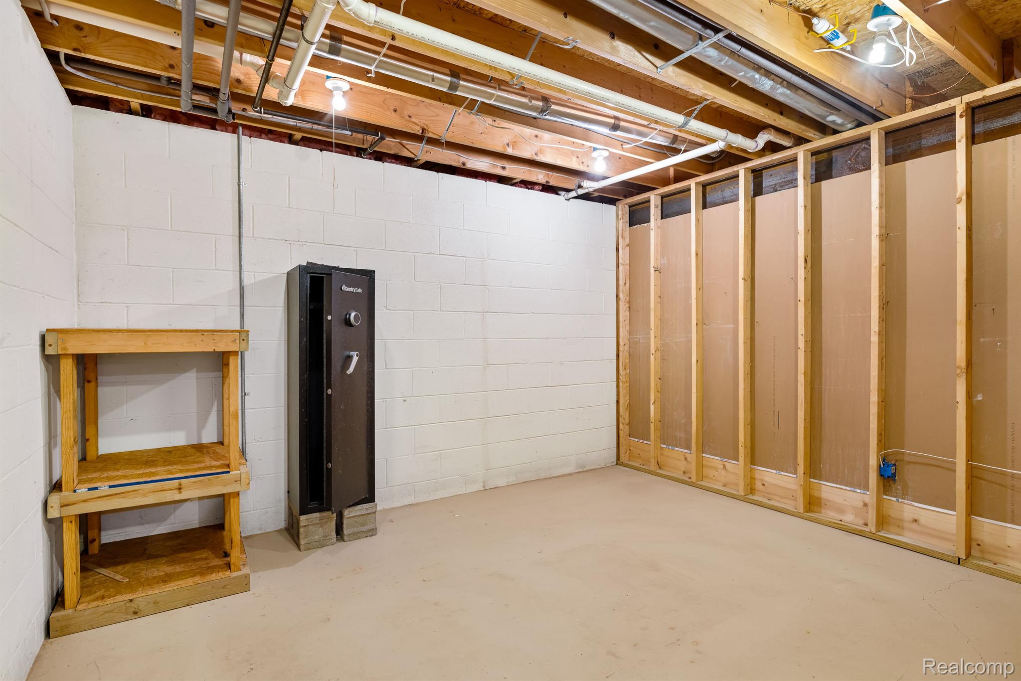 1411 Fox Road