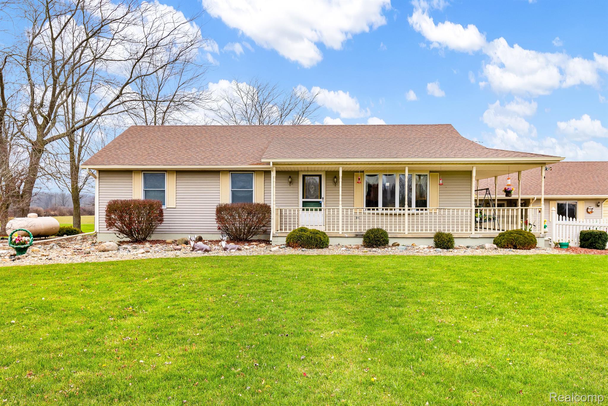 1411 Fox Road