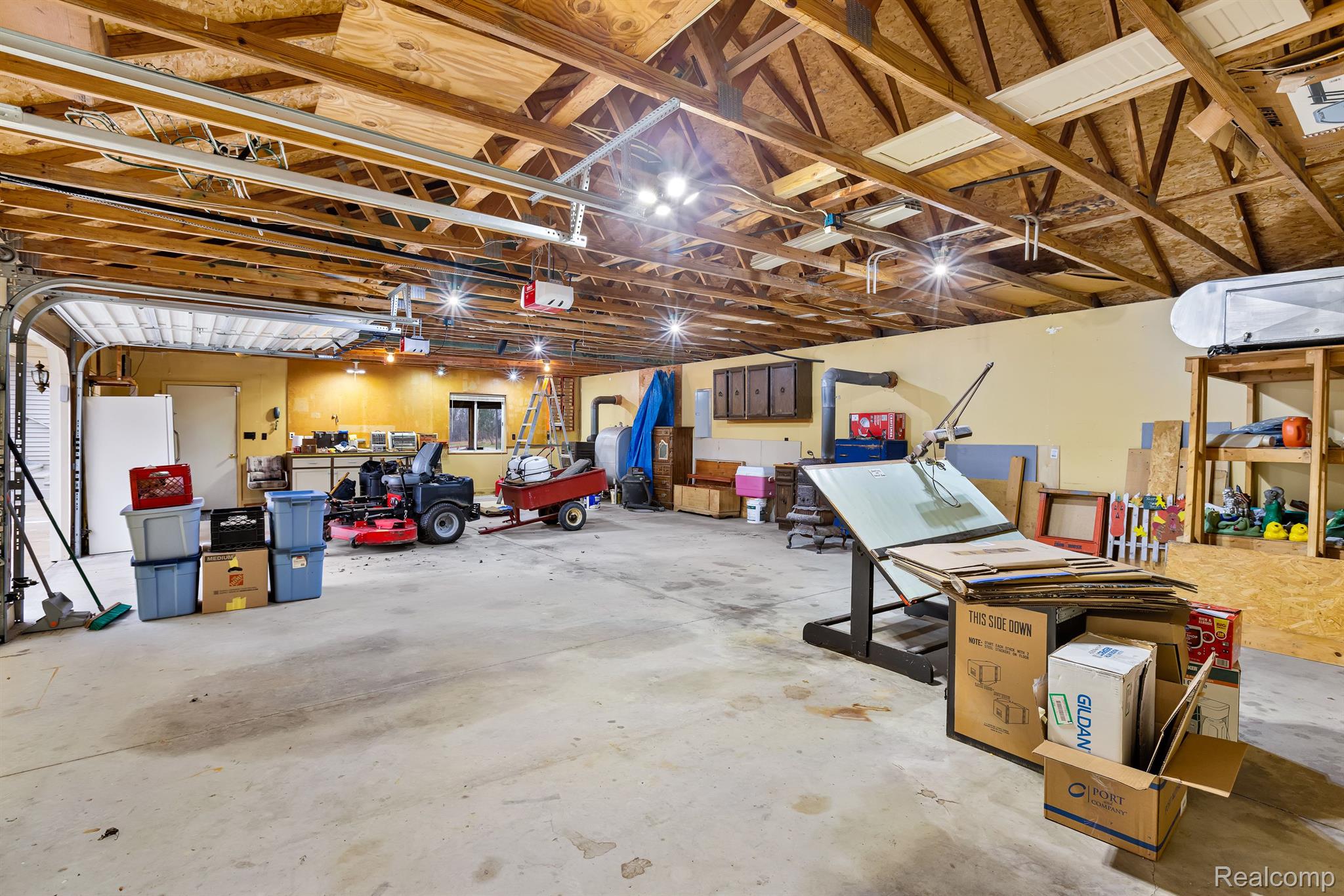 1411 Fox Road
