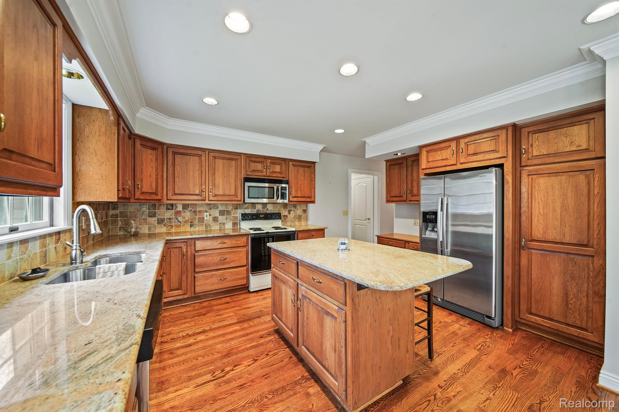 9856 Rattalee Lake Road