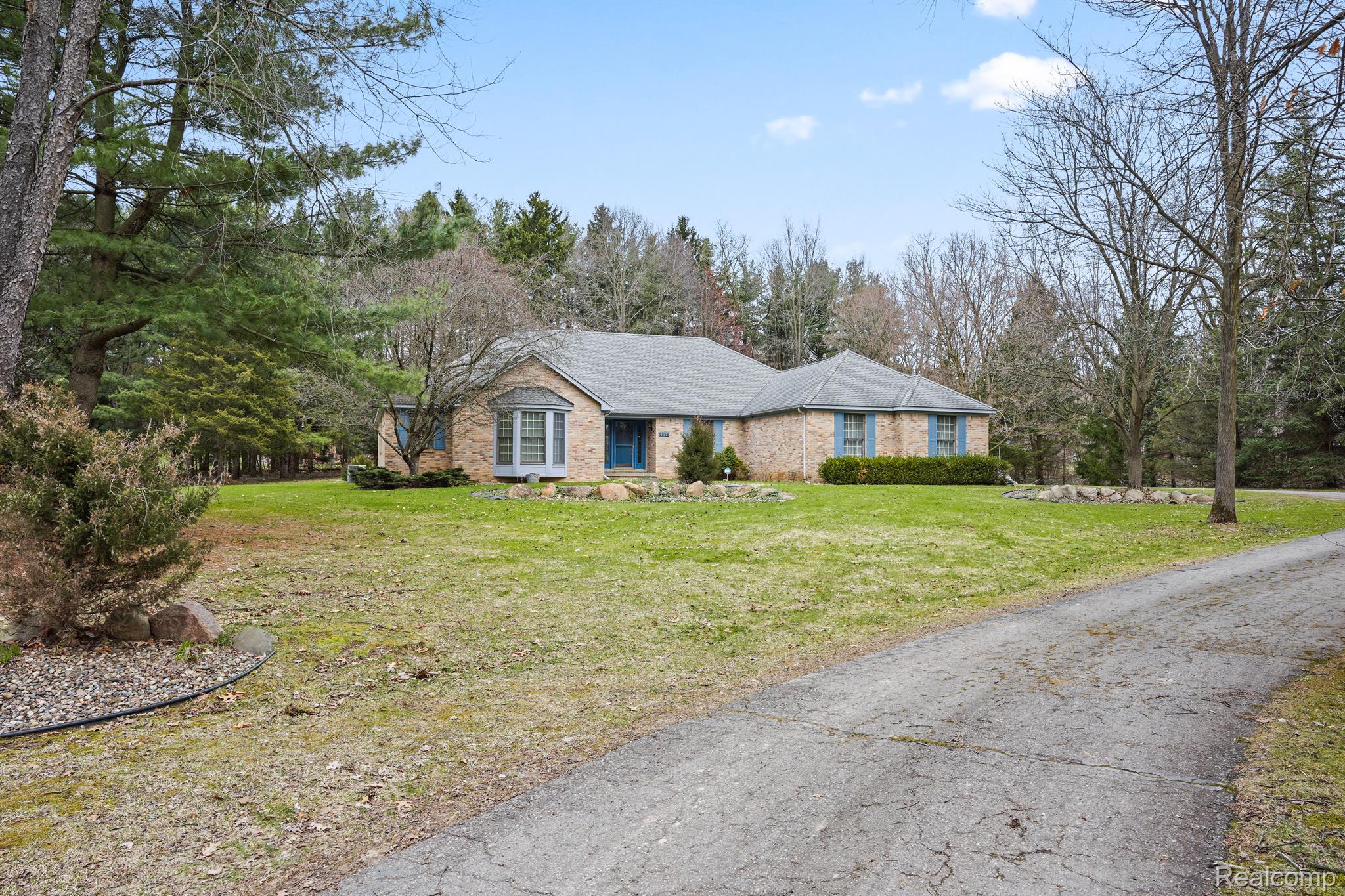 9856 Rattalee Lake Road