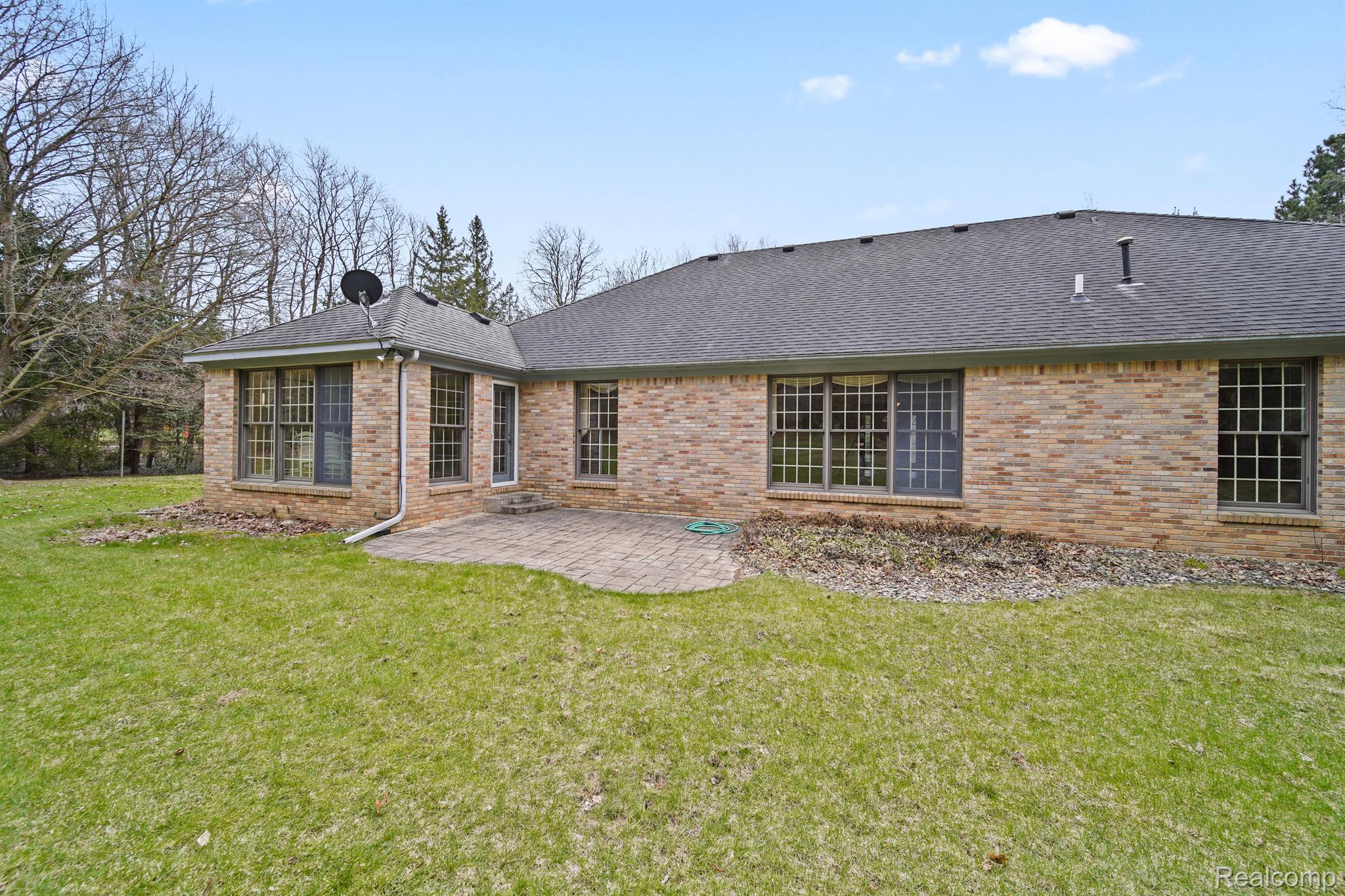 9856 Rattalee Lake Road