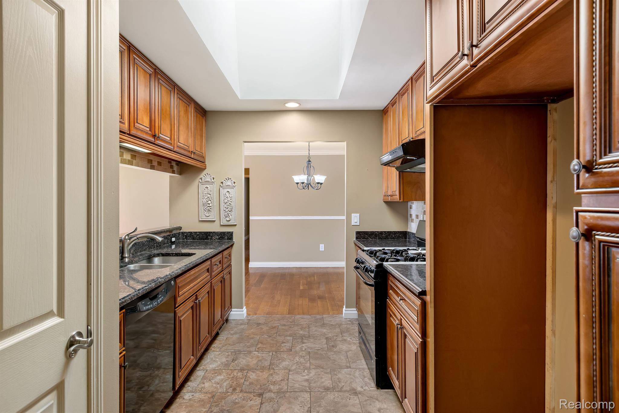 11174 Spruce Court