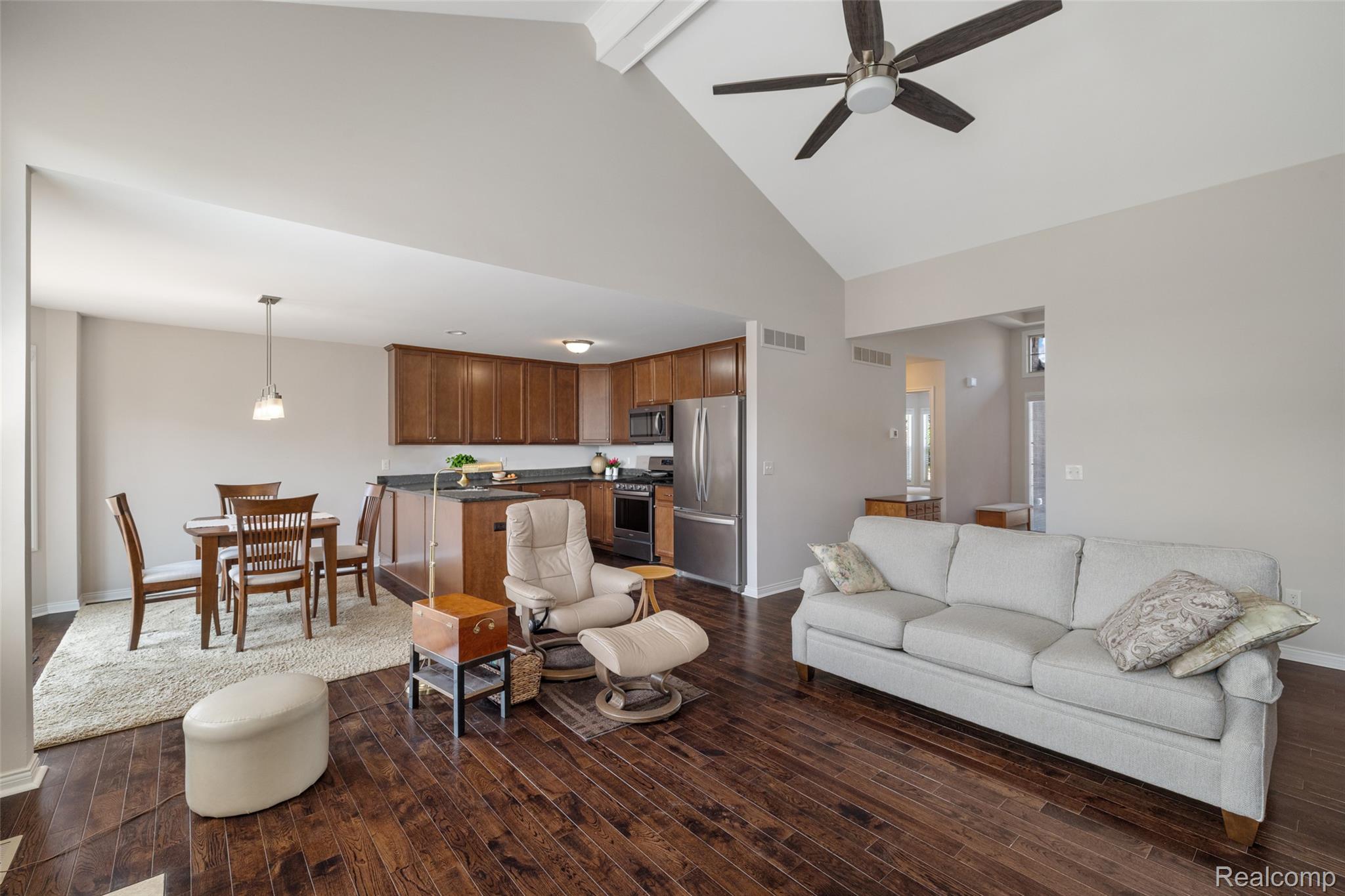 20822 Knobs Hollow Drive