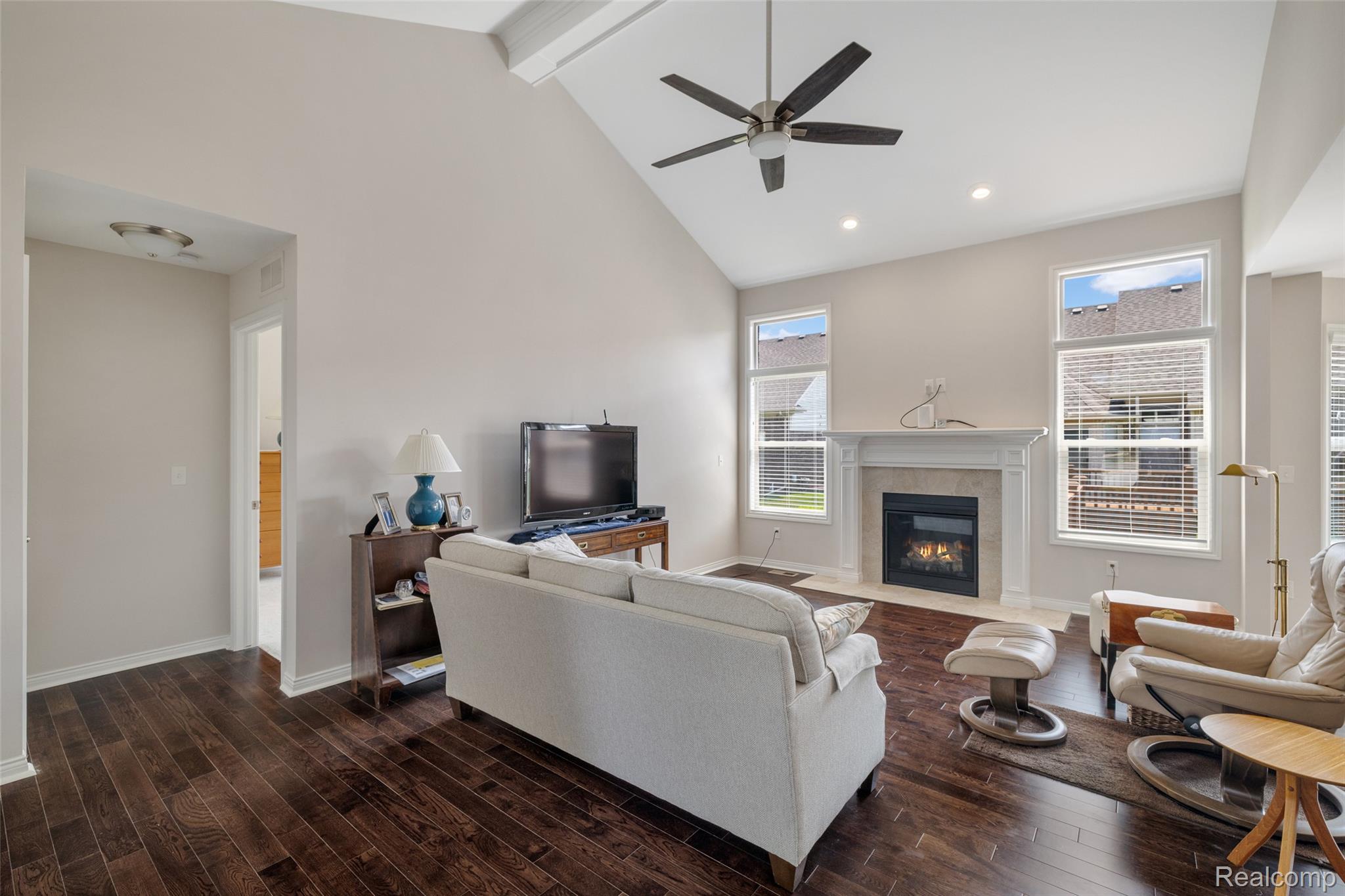 20822 Knobs Hollow Drive