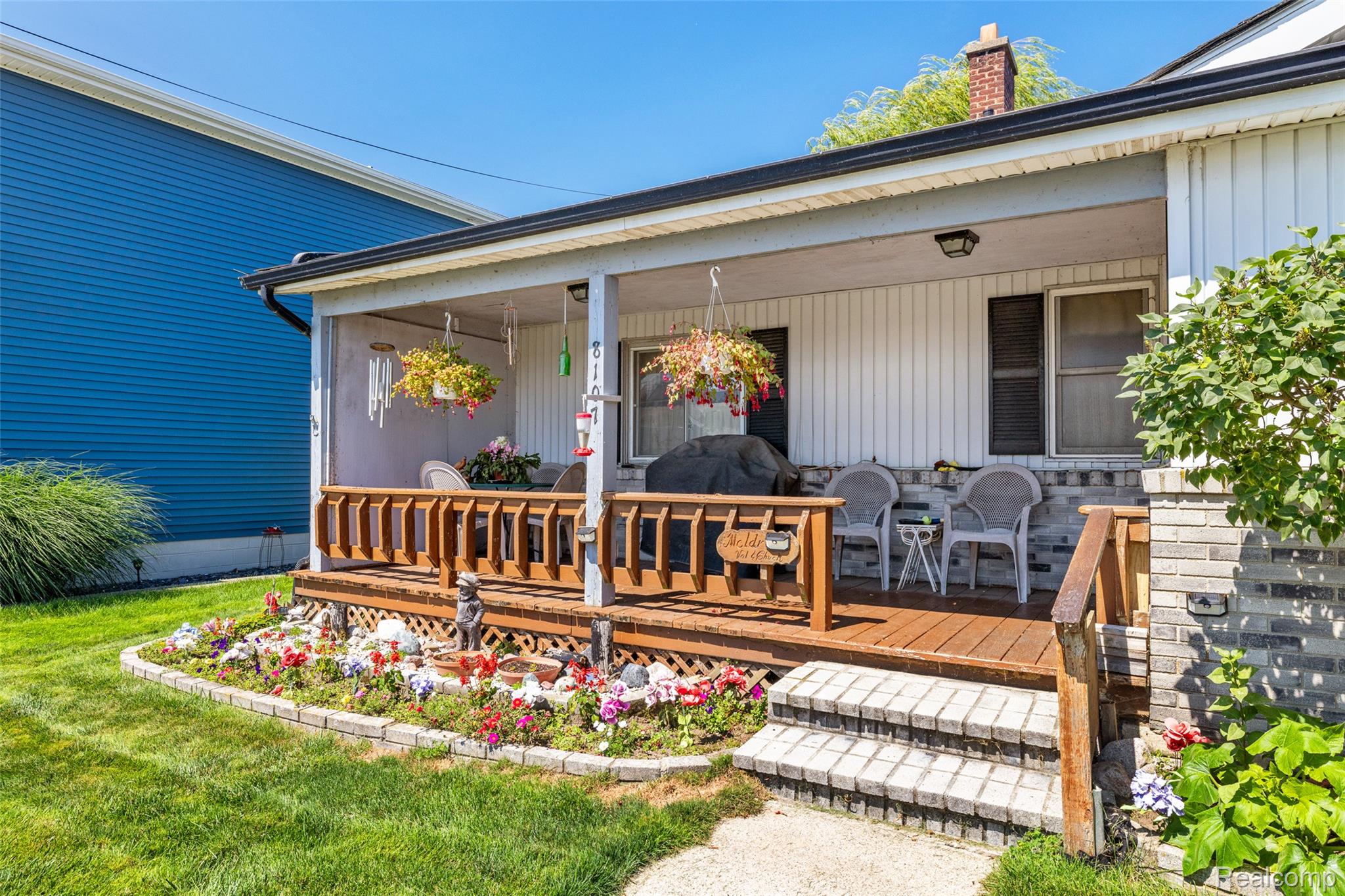 8107 Anchor Bay Drive