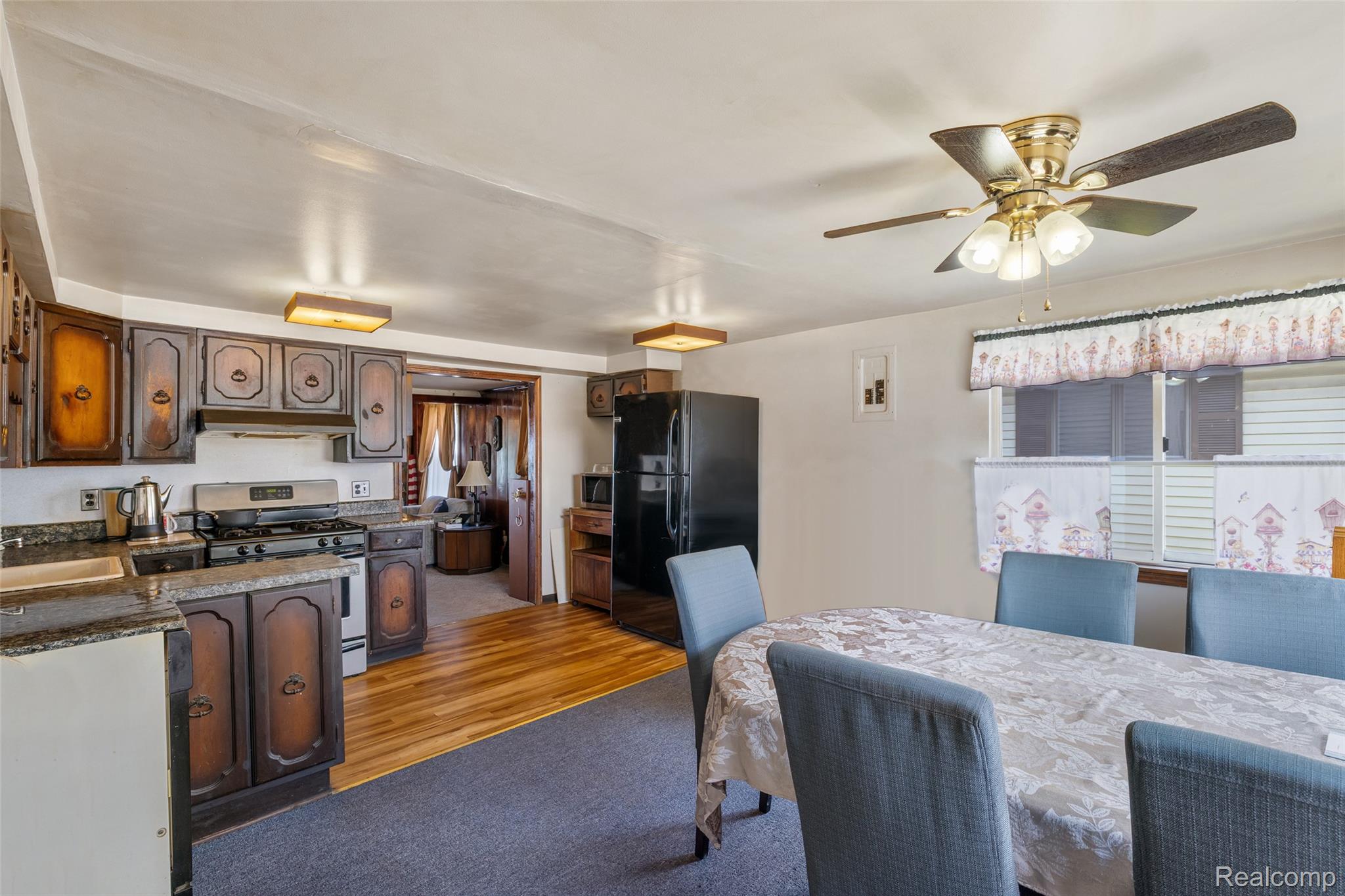 8107 Anchor Bay Drive