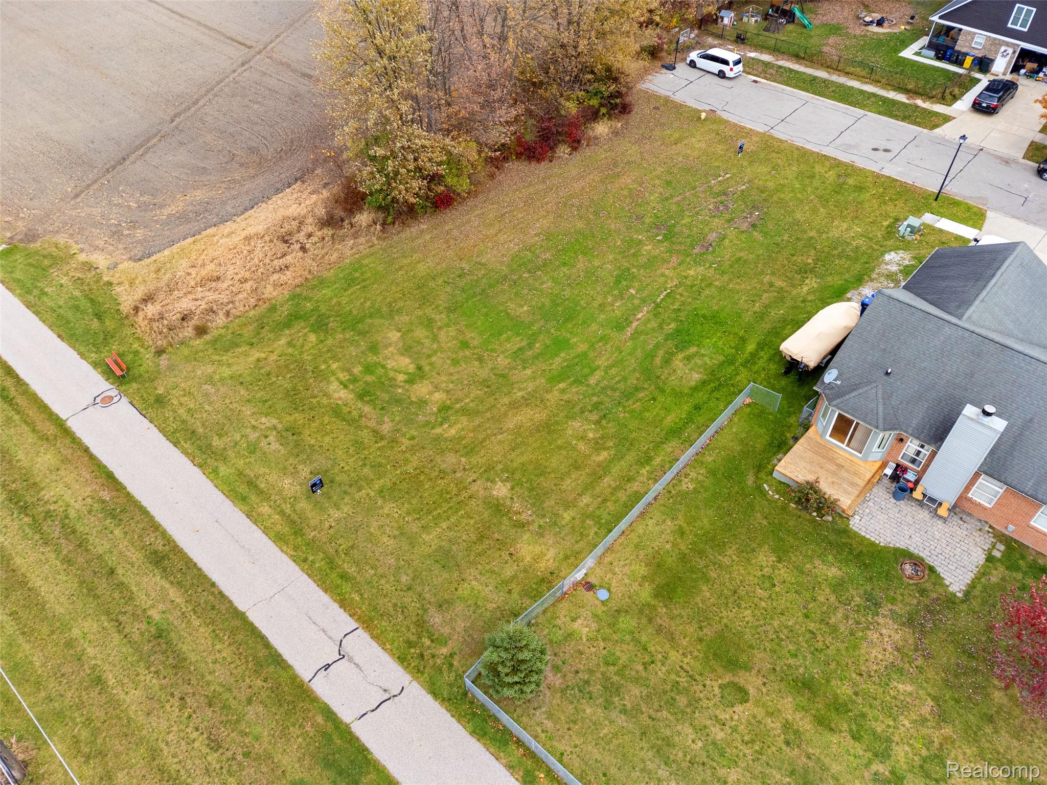 54739 Autumn View Drive