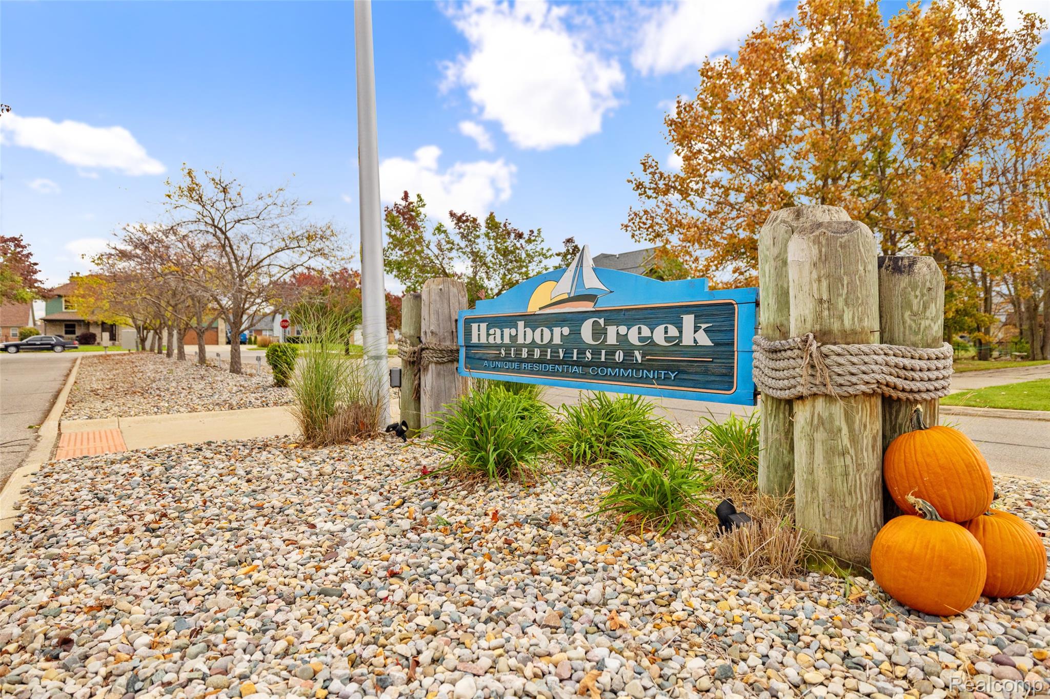 54739 Autumn View Drive