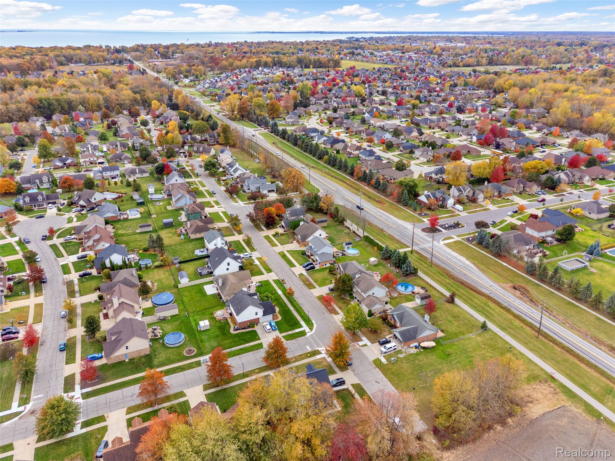 54739 Autumn View Drive