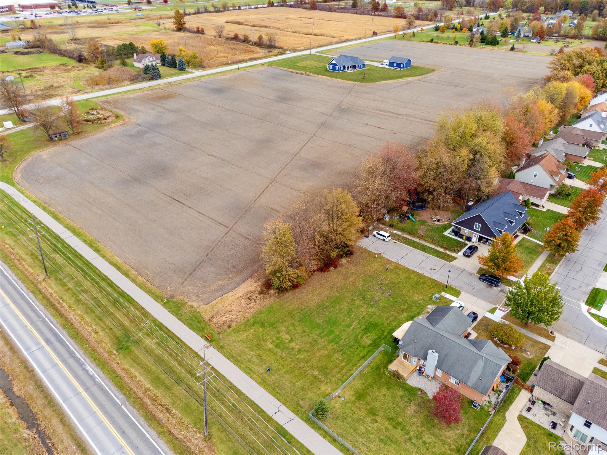 54739 Autumn View Drive