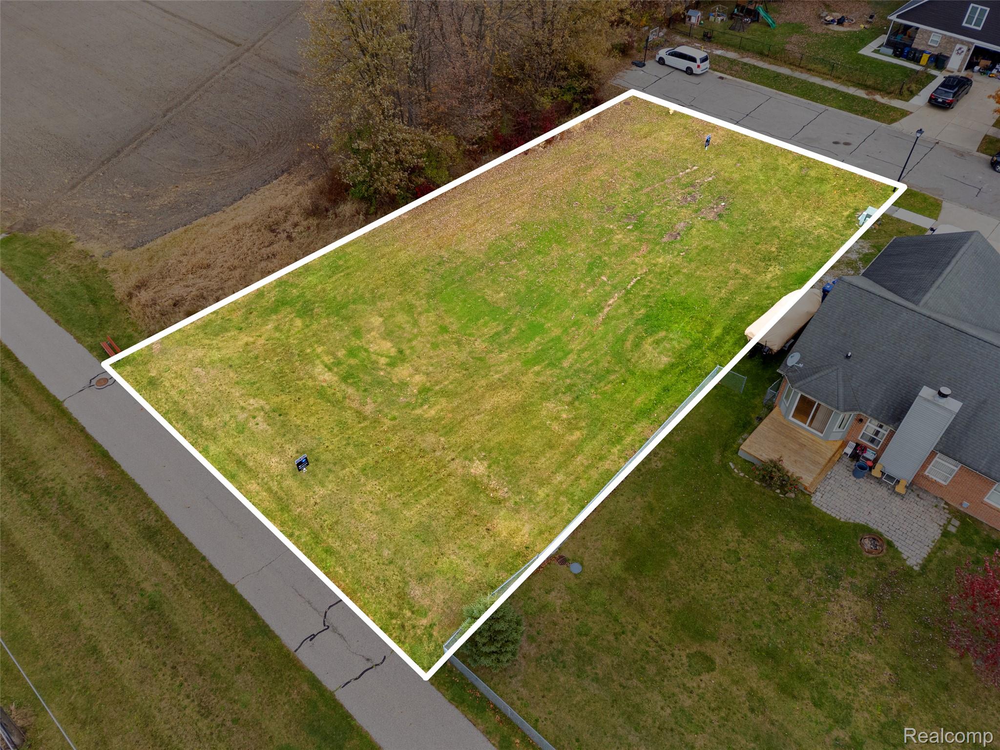 54739 Autumn View Drive
