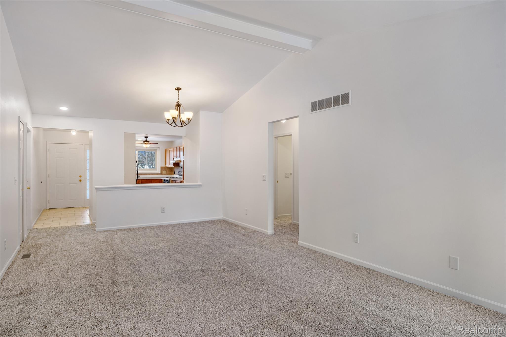 41816 Greenwood Lane
