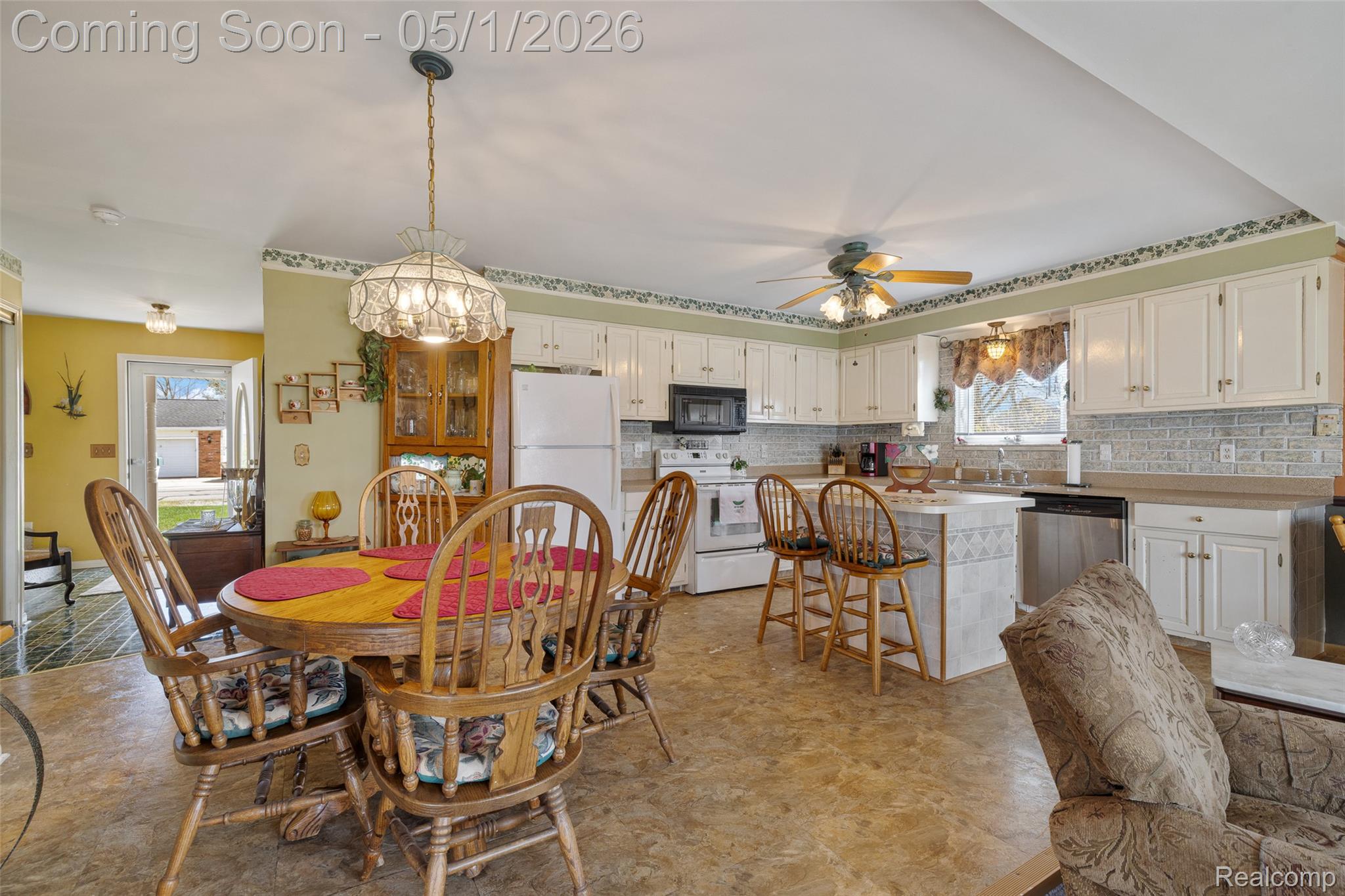 7244 Cardinal Road