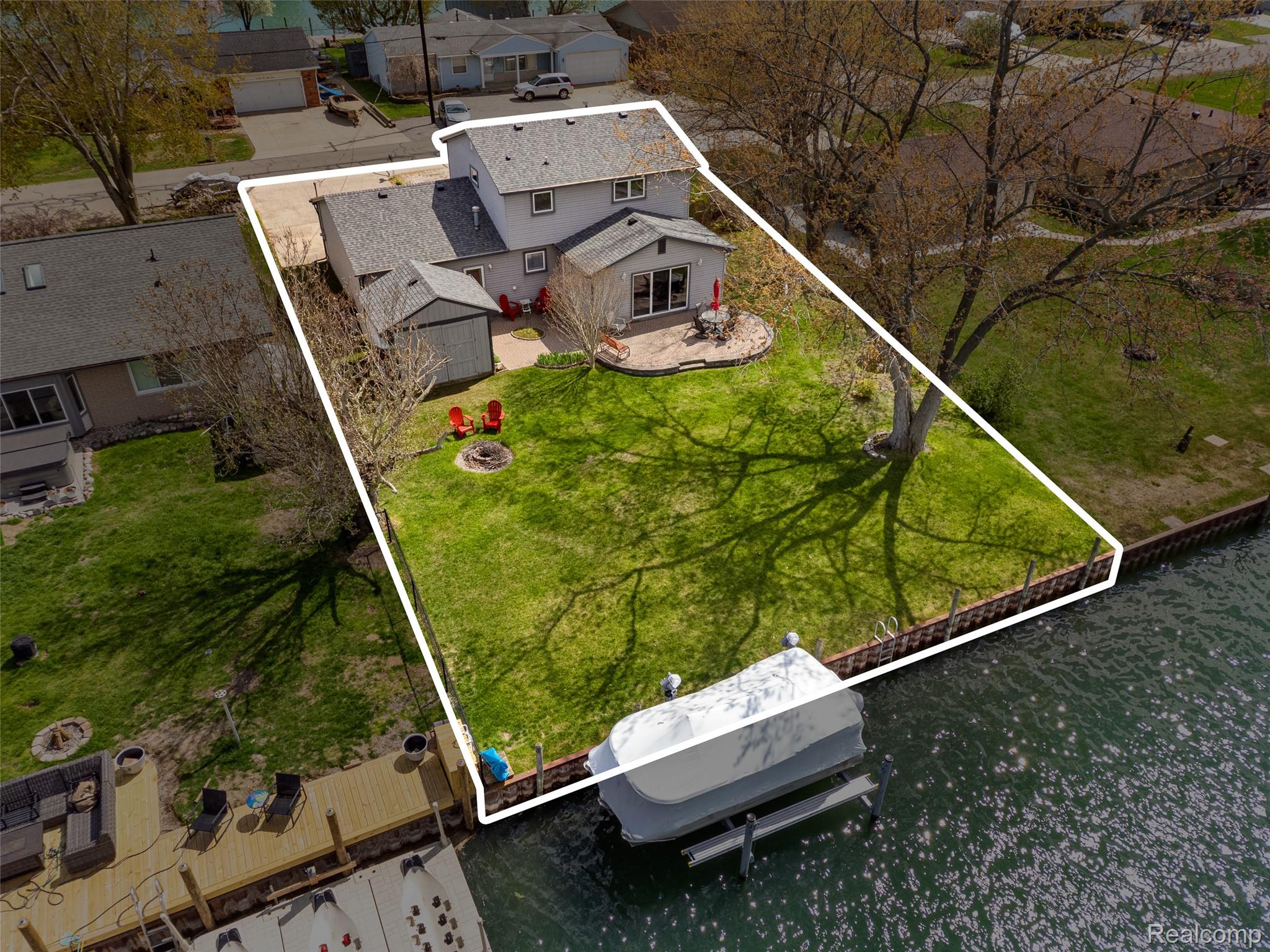 7244 Cardinal Road