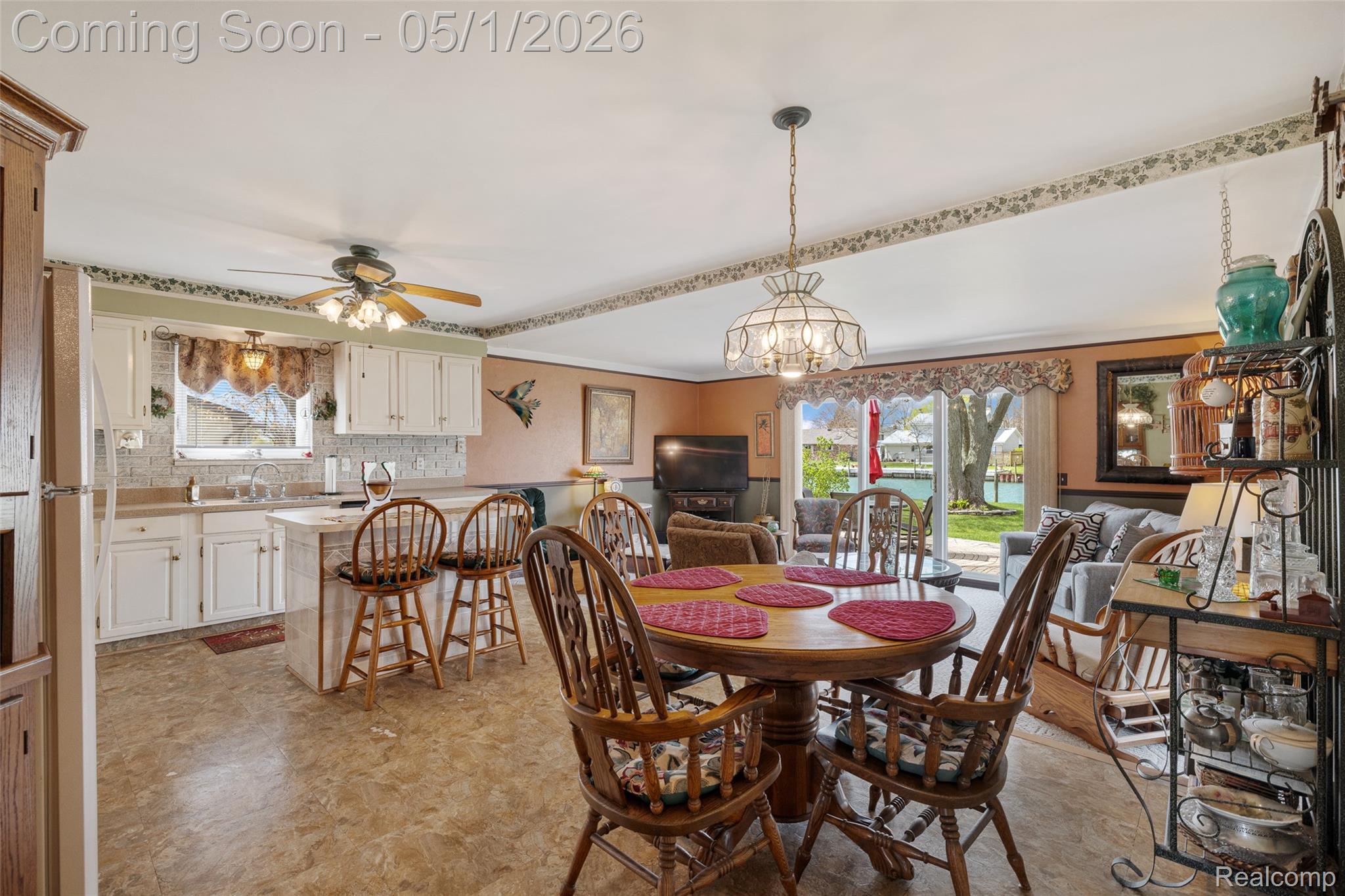 7244 Cardinal Road