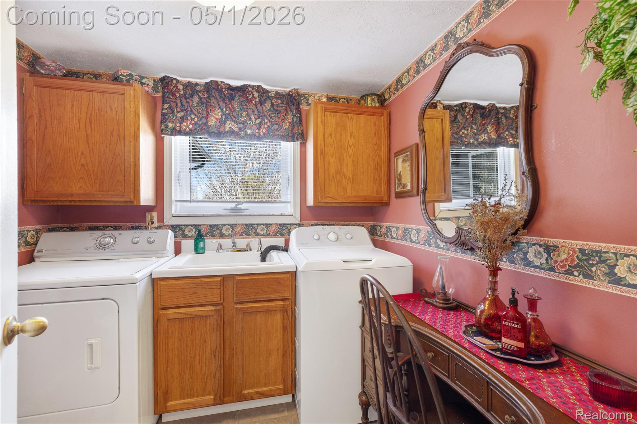 7244 Cardinal Road