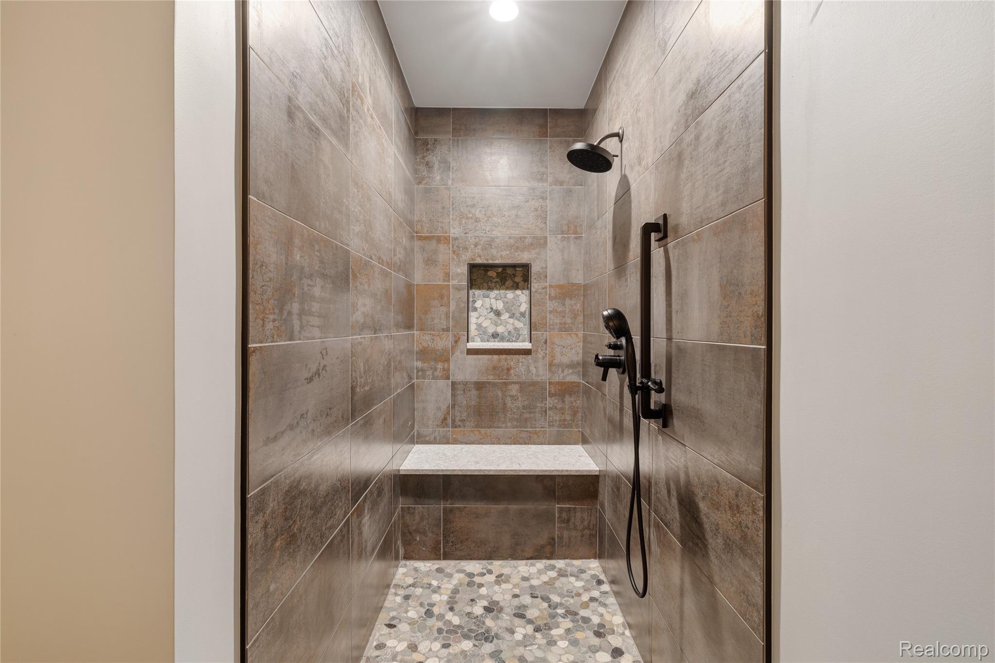 52438 Silent Ridge Drive