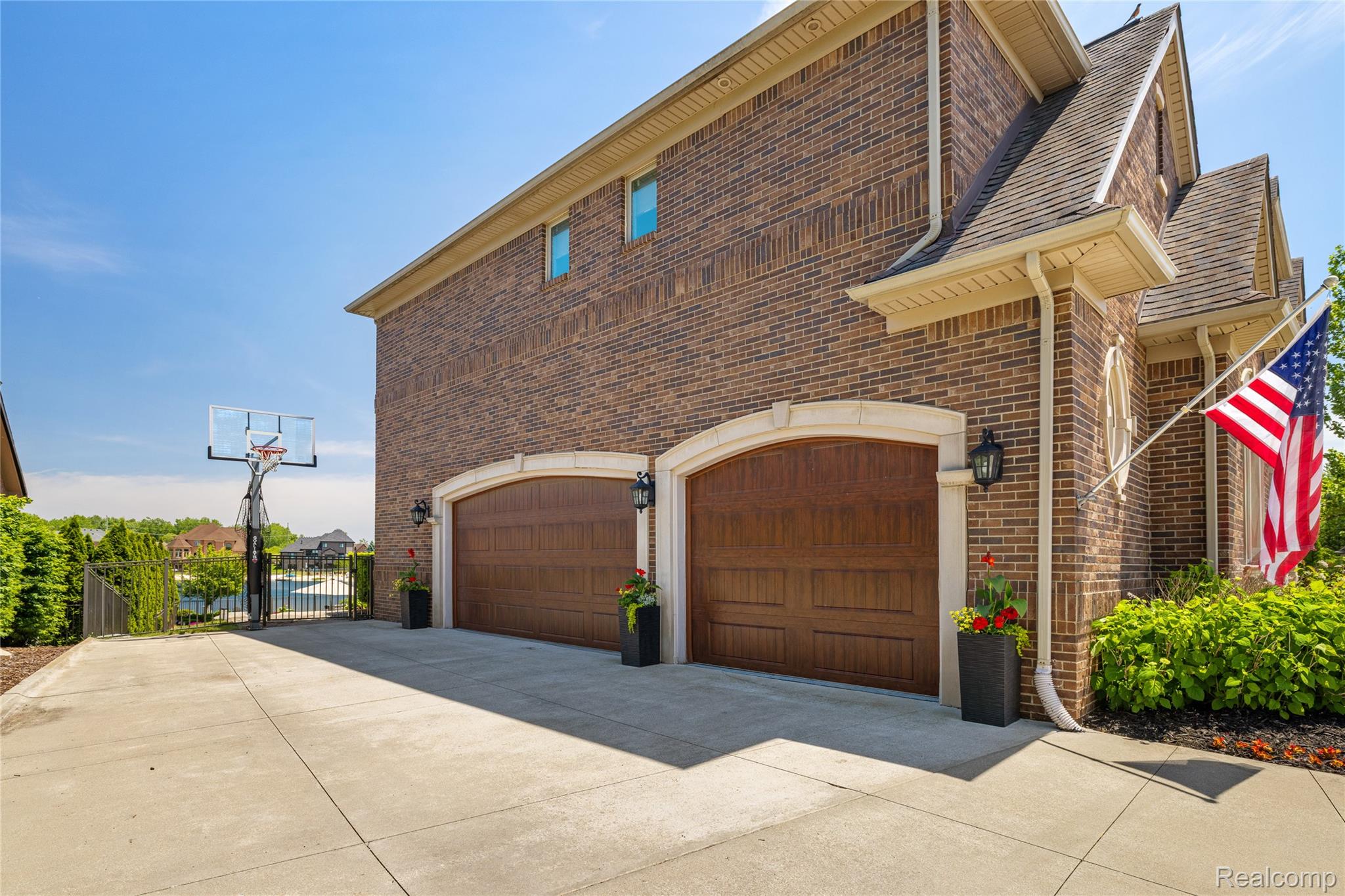 52438 Silent Ridge Drive