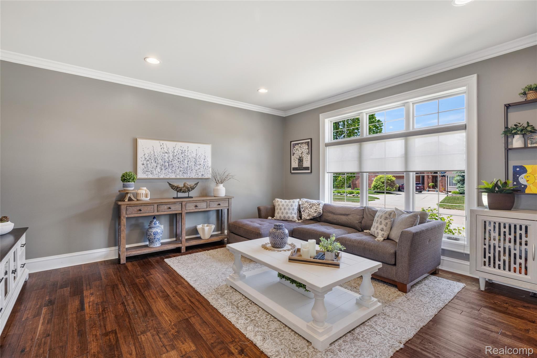 52438 Silent Ridge Drive