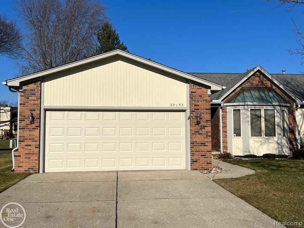23153 Pinetree Circle