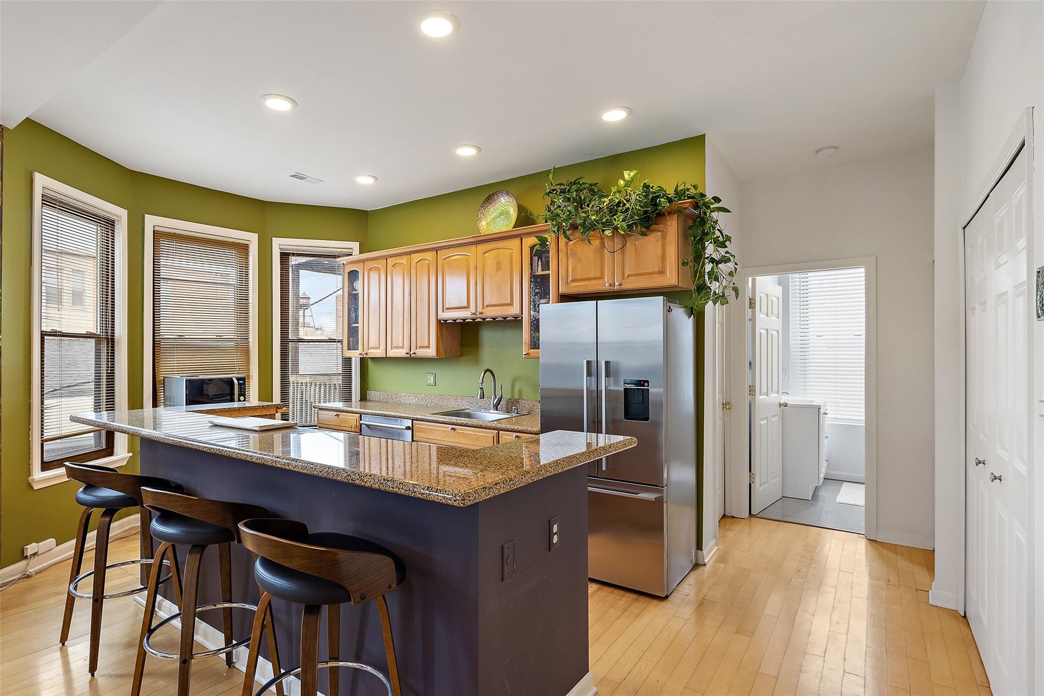 4120 Cass Avenue Unit: 3