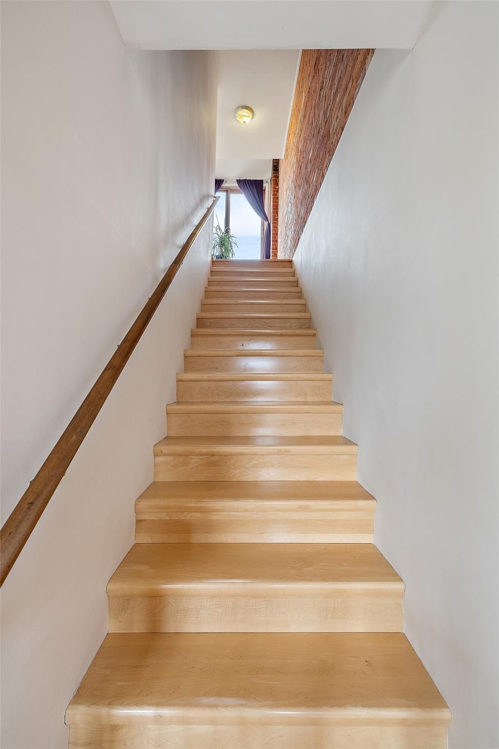 4120 Cass Avenue Unit: 3