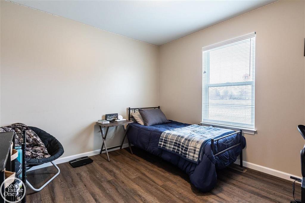 307 Marion