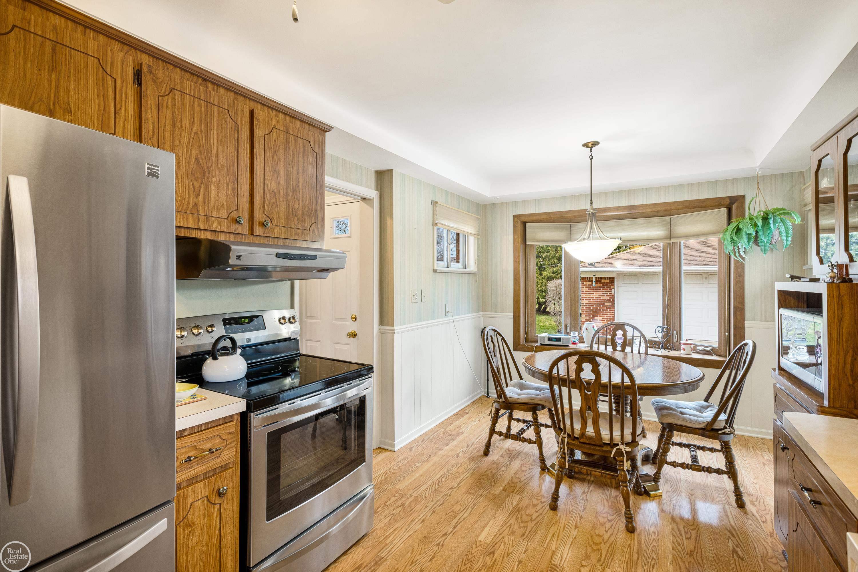 21613 Centennial